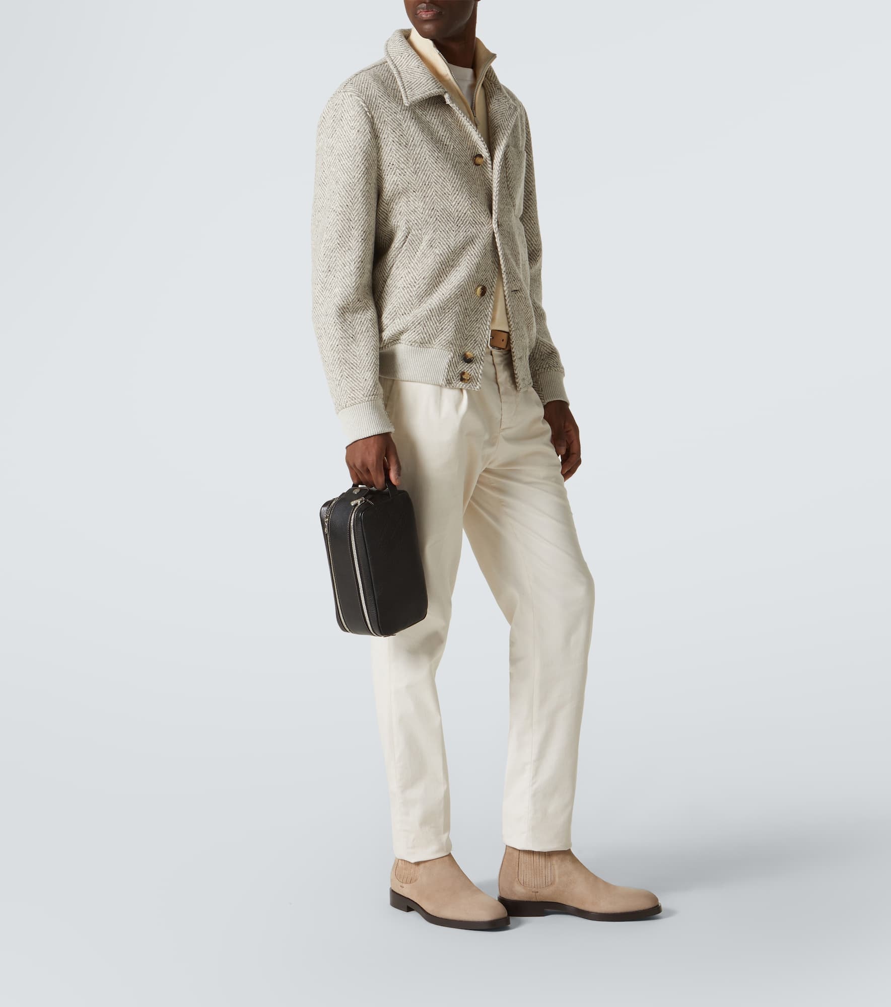 Leather toiletry bag - 7