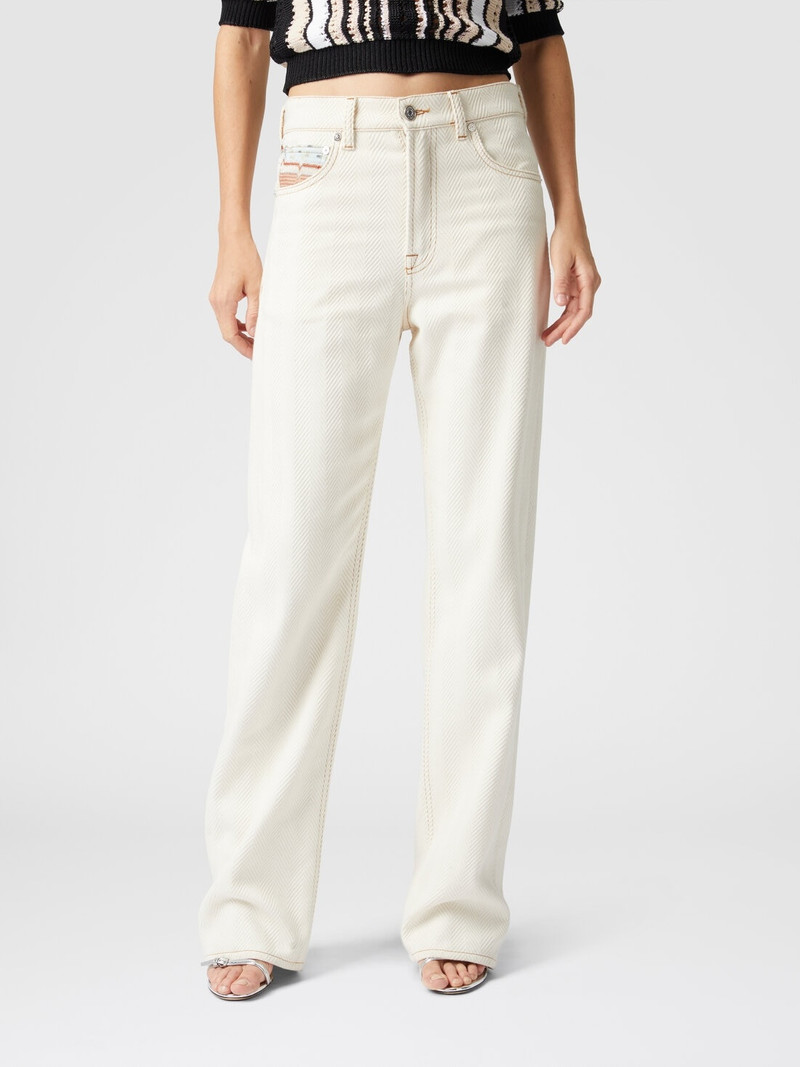 Five denim pockets with zigzag greek inserts 4