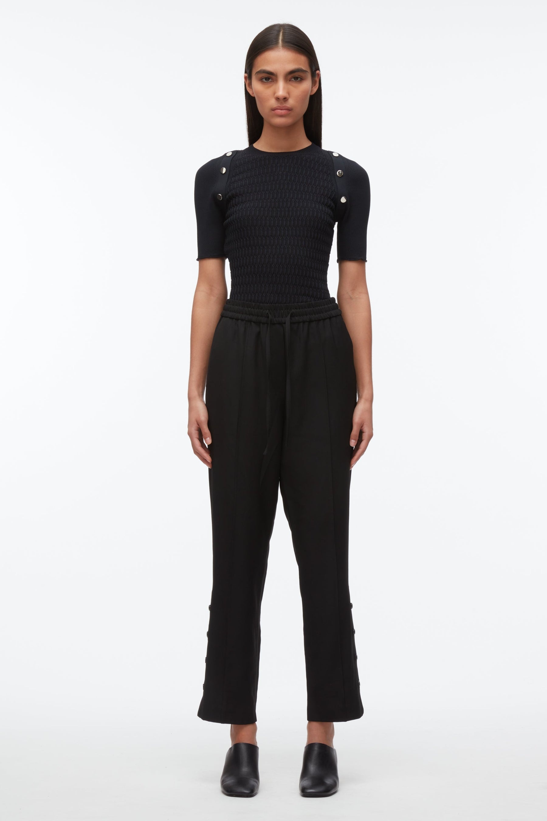 Cropped Elasticated Pants With Side Vent - 1