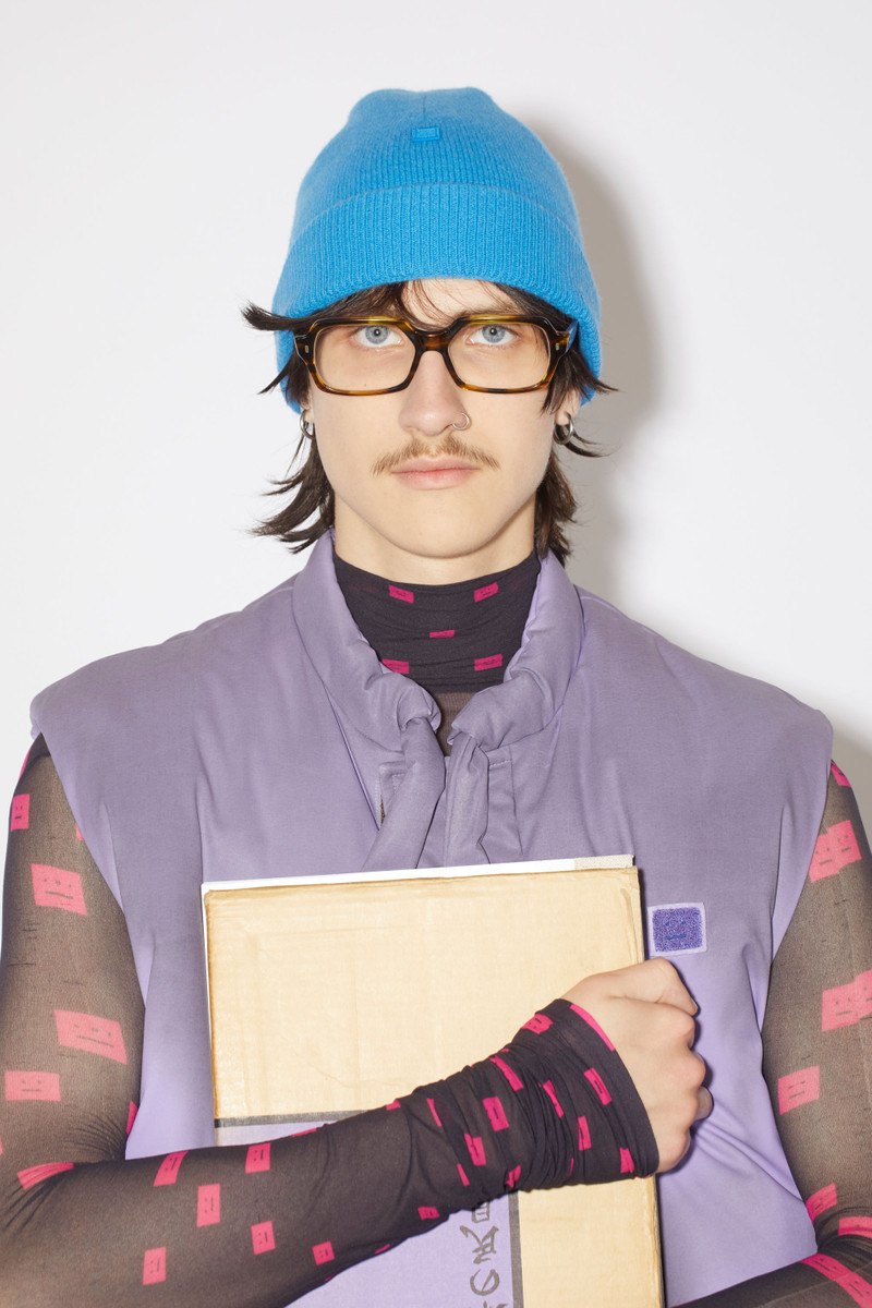 Micro face patch beanie - Sapphire blue 3