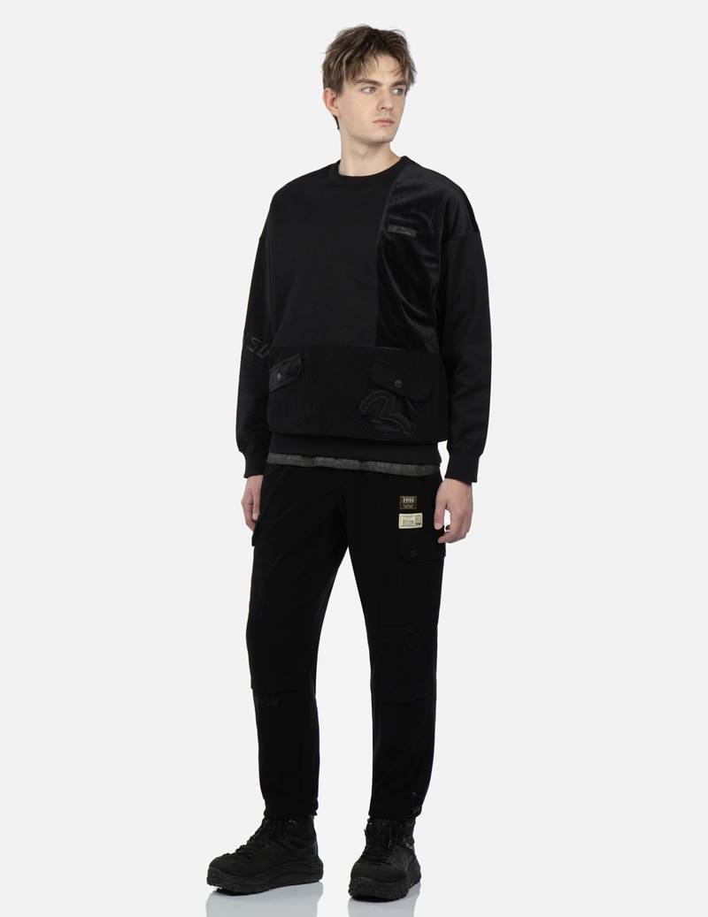 MULTI-POCKET PATCHWORK SWEATSHIRT 4