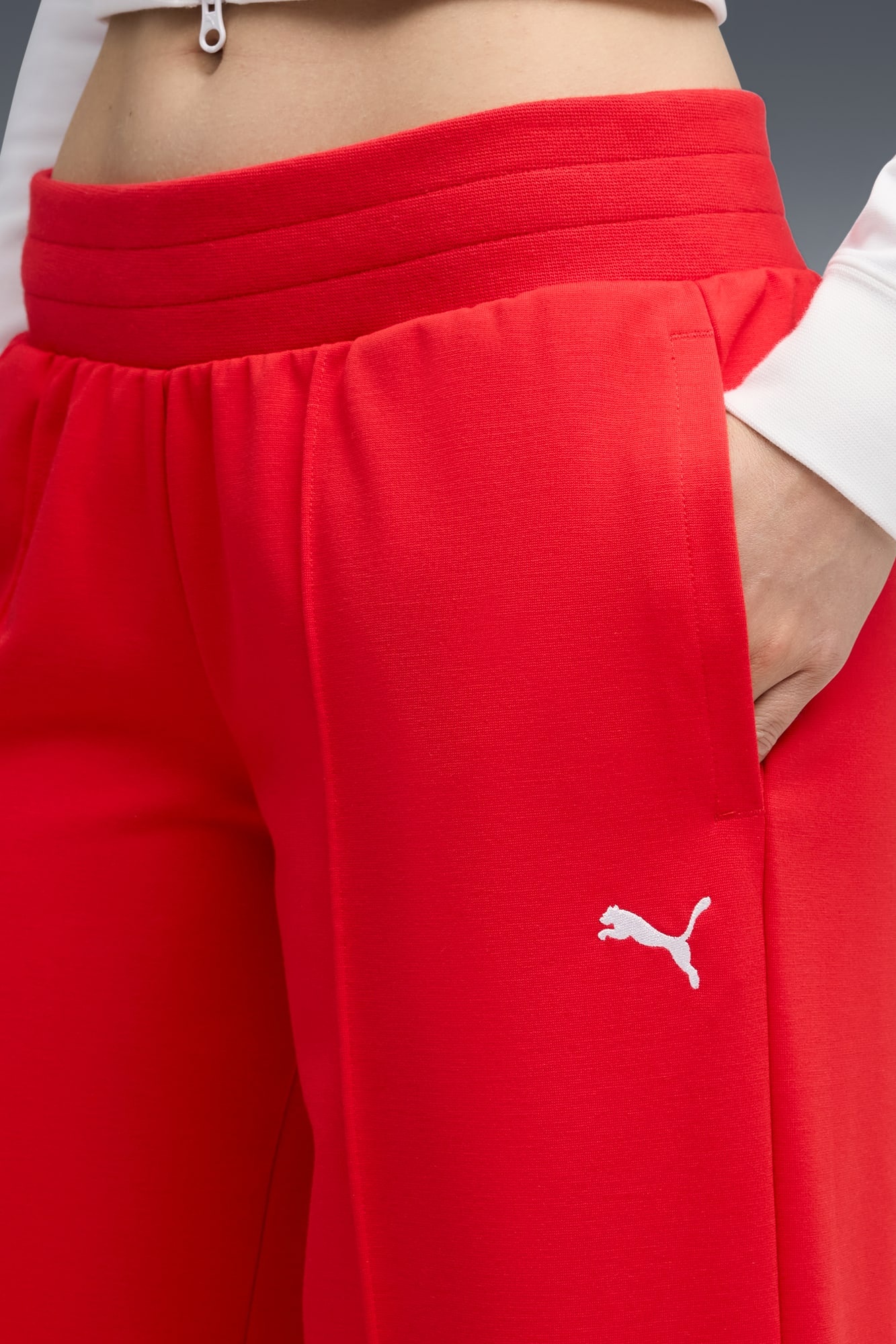 FUTURE.PUMA.ARCHIVE Pants Women - 4