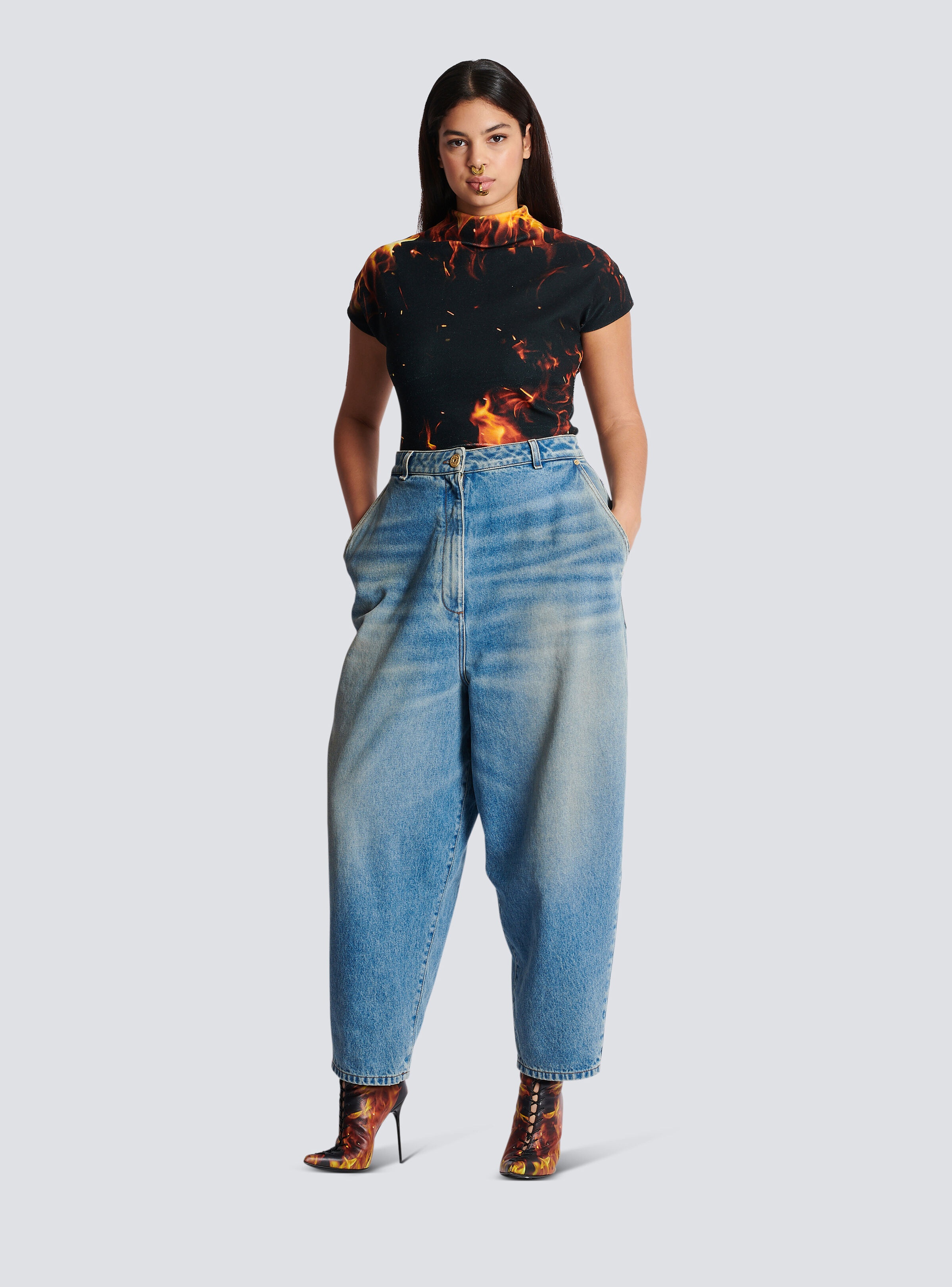 Faded baggy denim jeans - 8