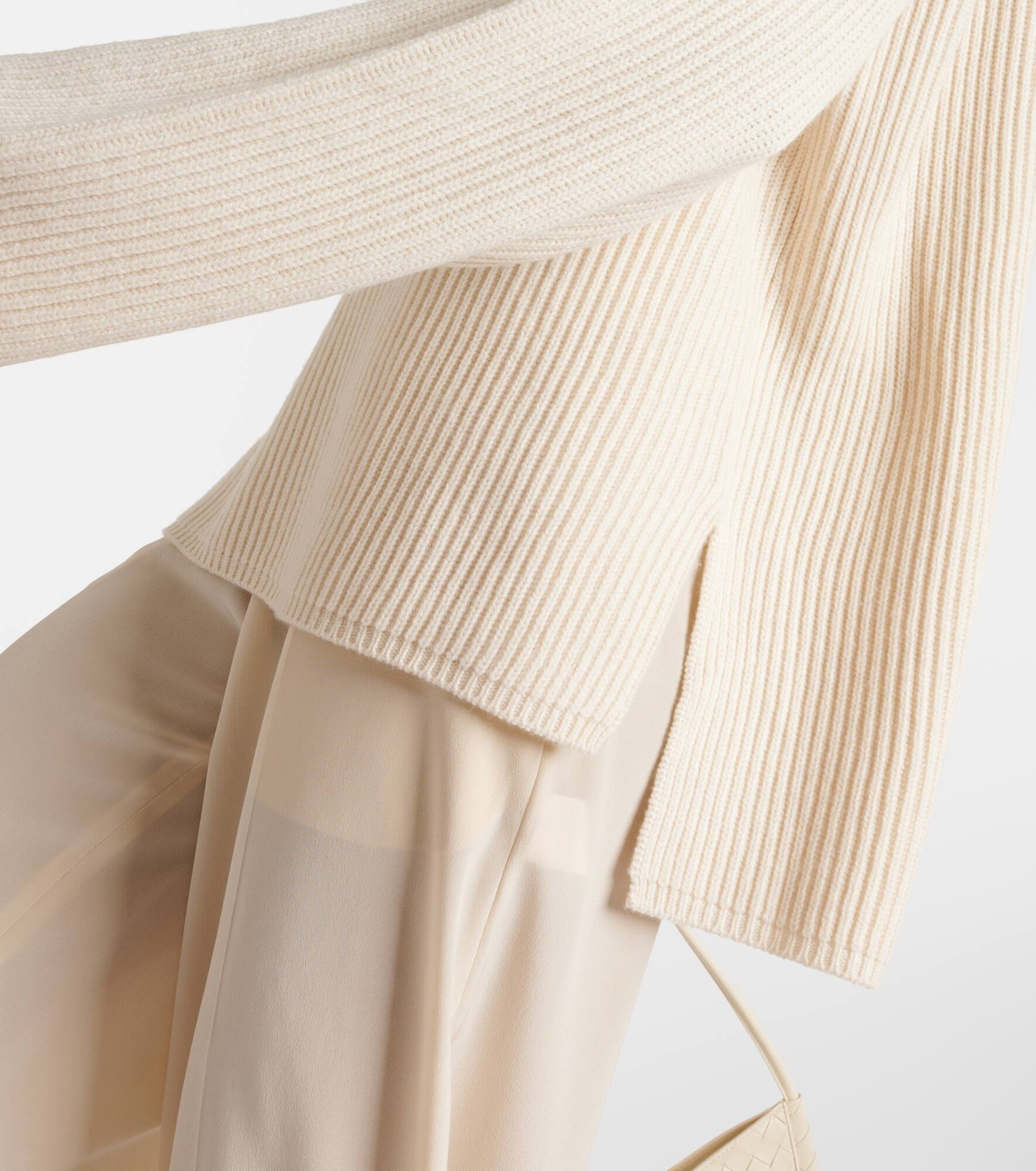 Wool, cashmere and silk turtleneck sweater - 6