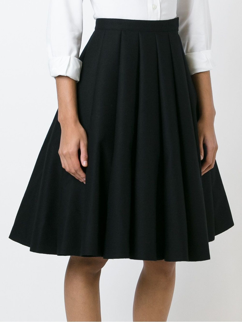 pleated skirt 3
