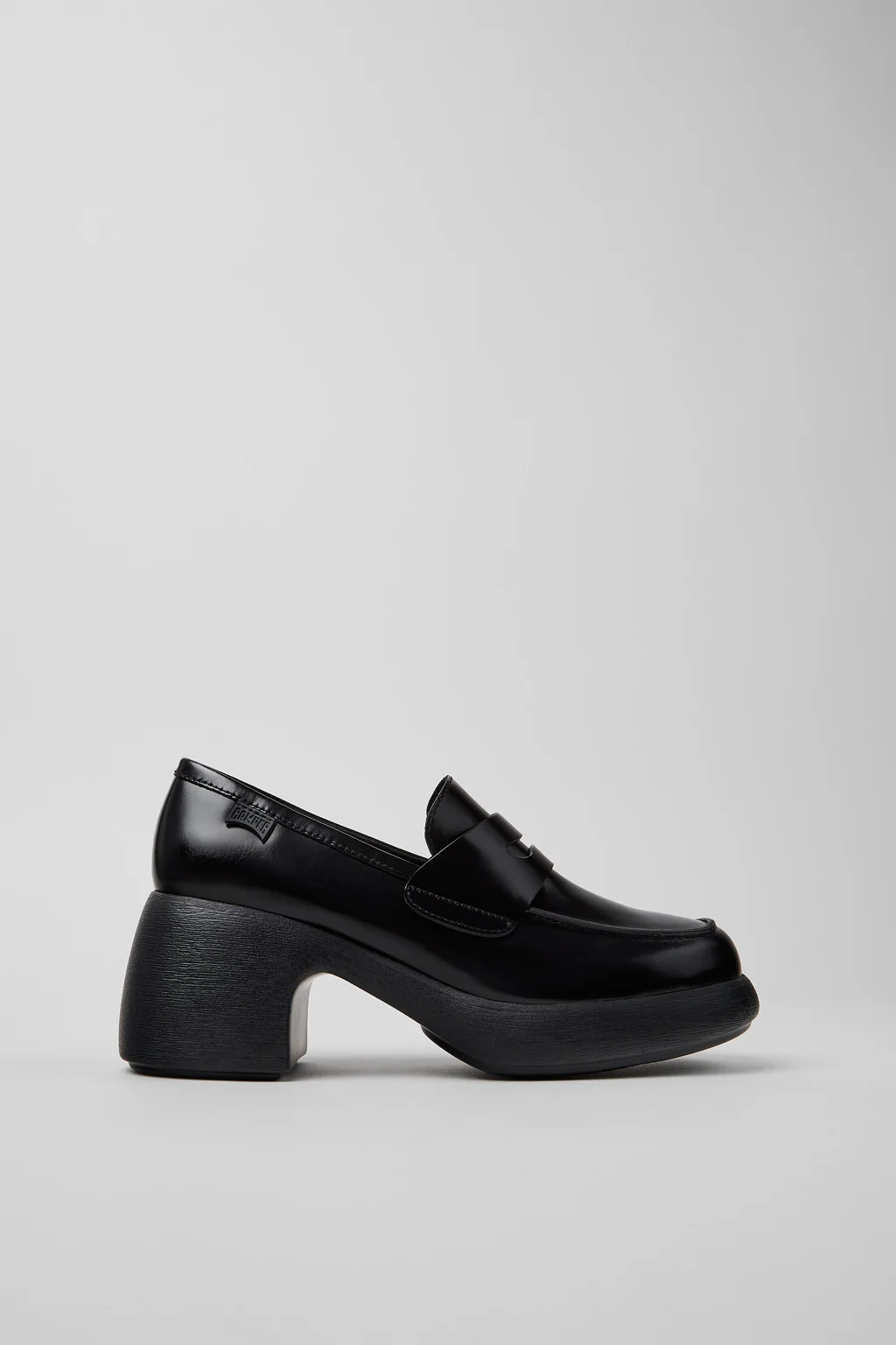 Thelma II Black Leather Moccasins for Women. - 1