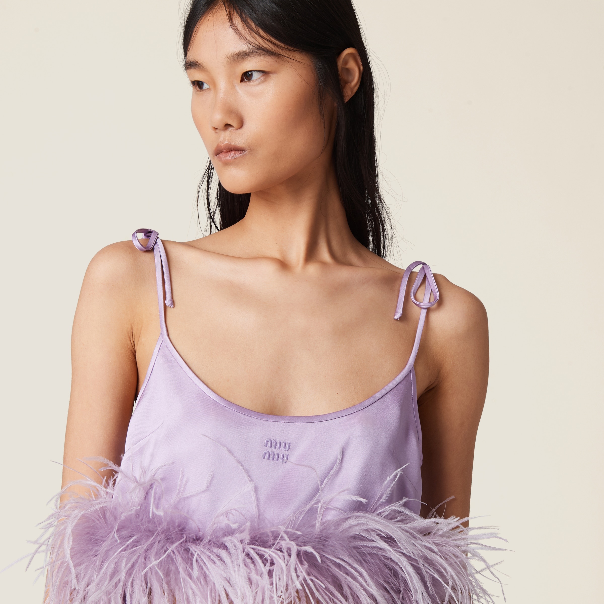 Feather-trimmed satin top - 4