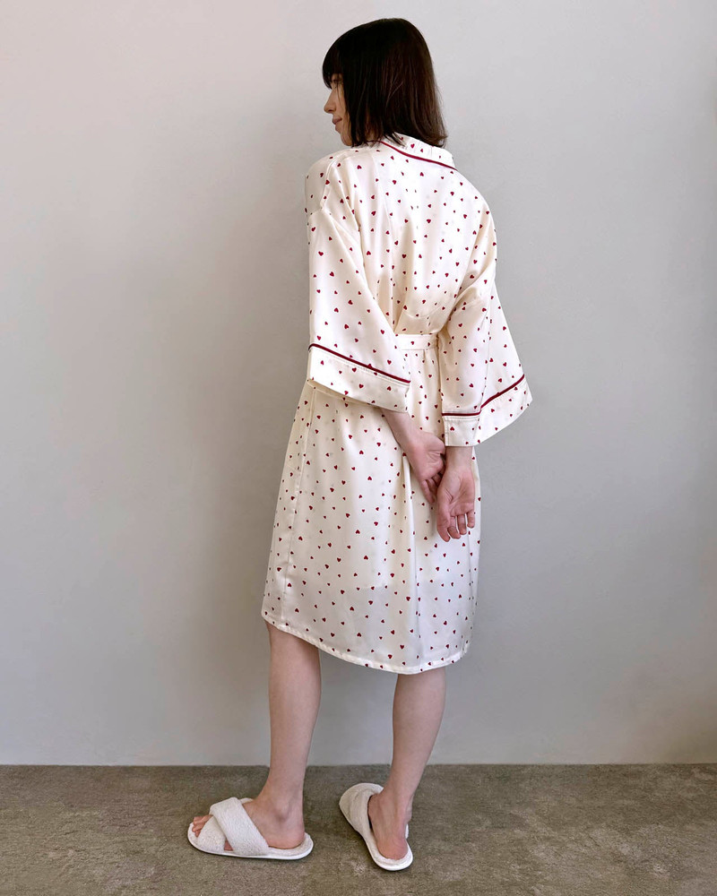 Small Heart Toss Satin Silk Robe 4