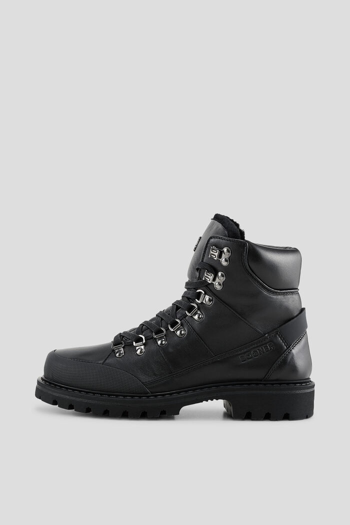 Helsinki Boots with spikes in Black - 1