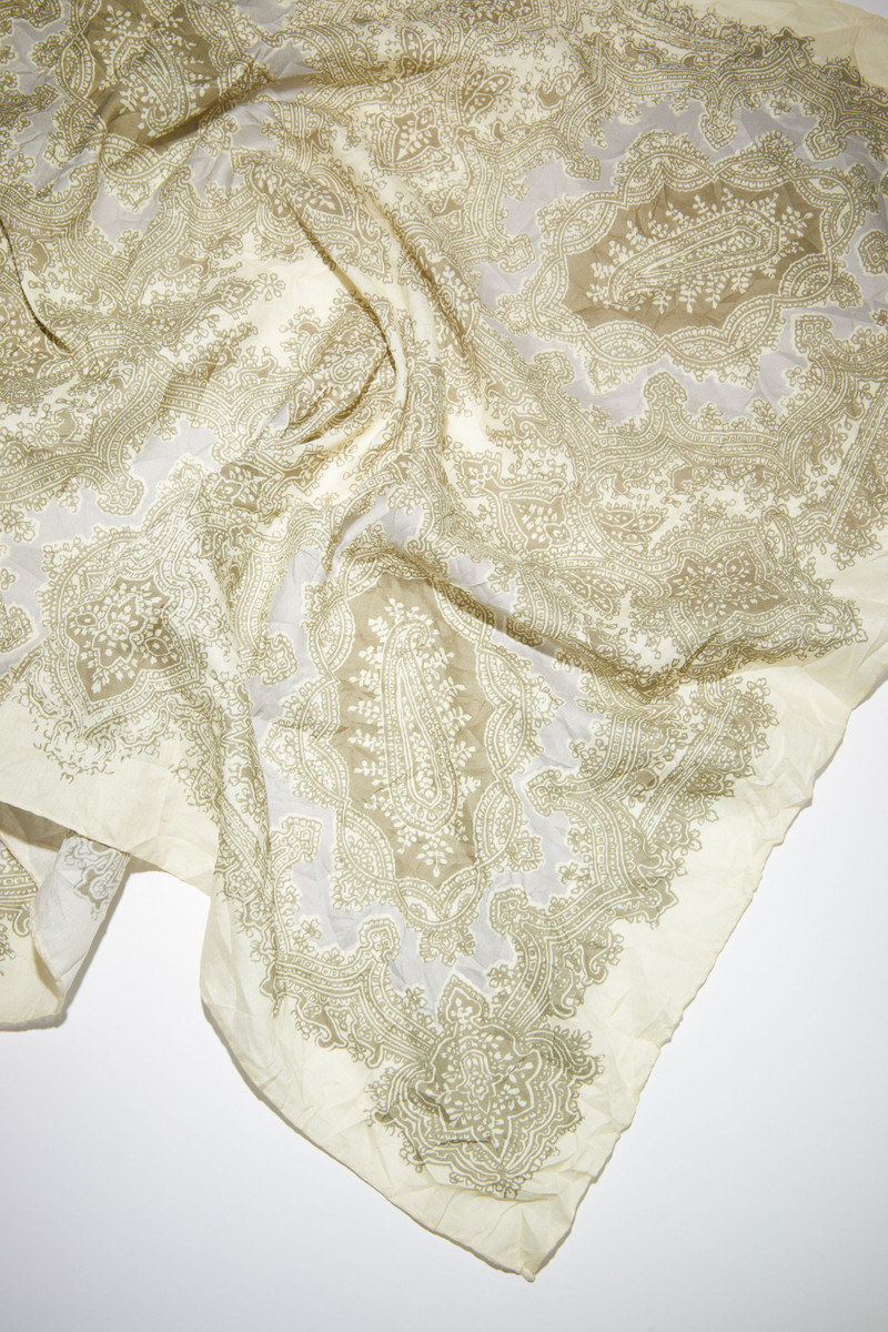 Printed square scarf - Cream white/light olive 4