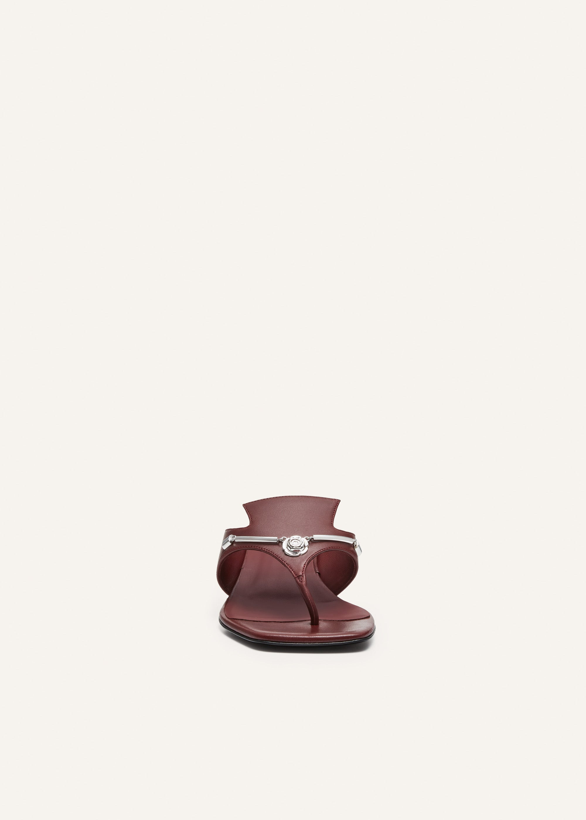 Rose brooch thong sandals in burgundy leather - 3