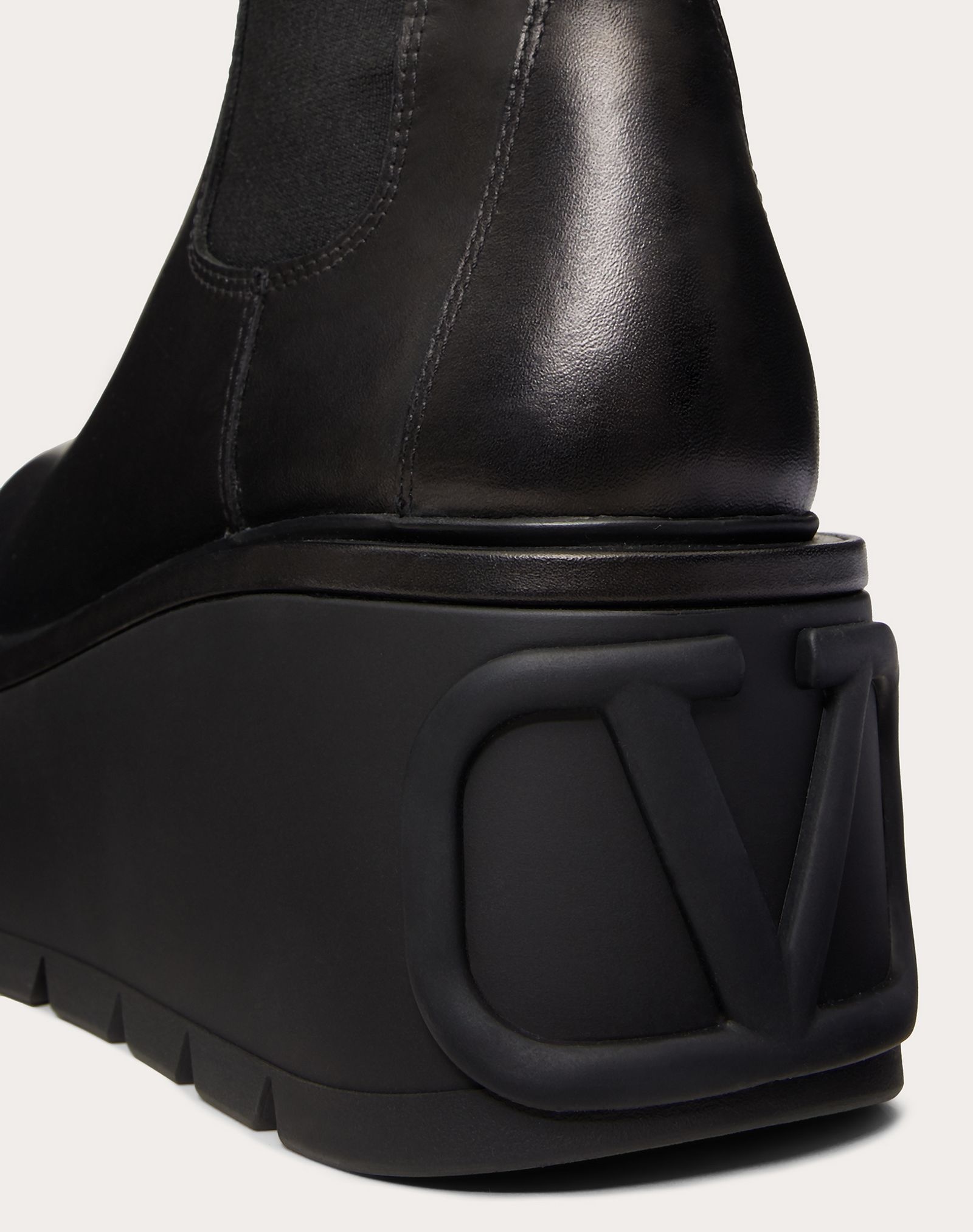 Uniqueform Calfskin Ankle Boot 85 mm - 5