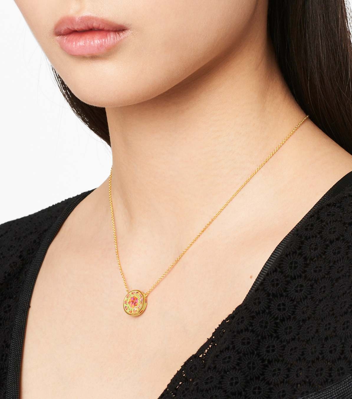 THE MARBLED MEDALLION PENDANT - 7