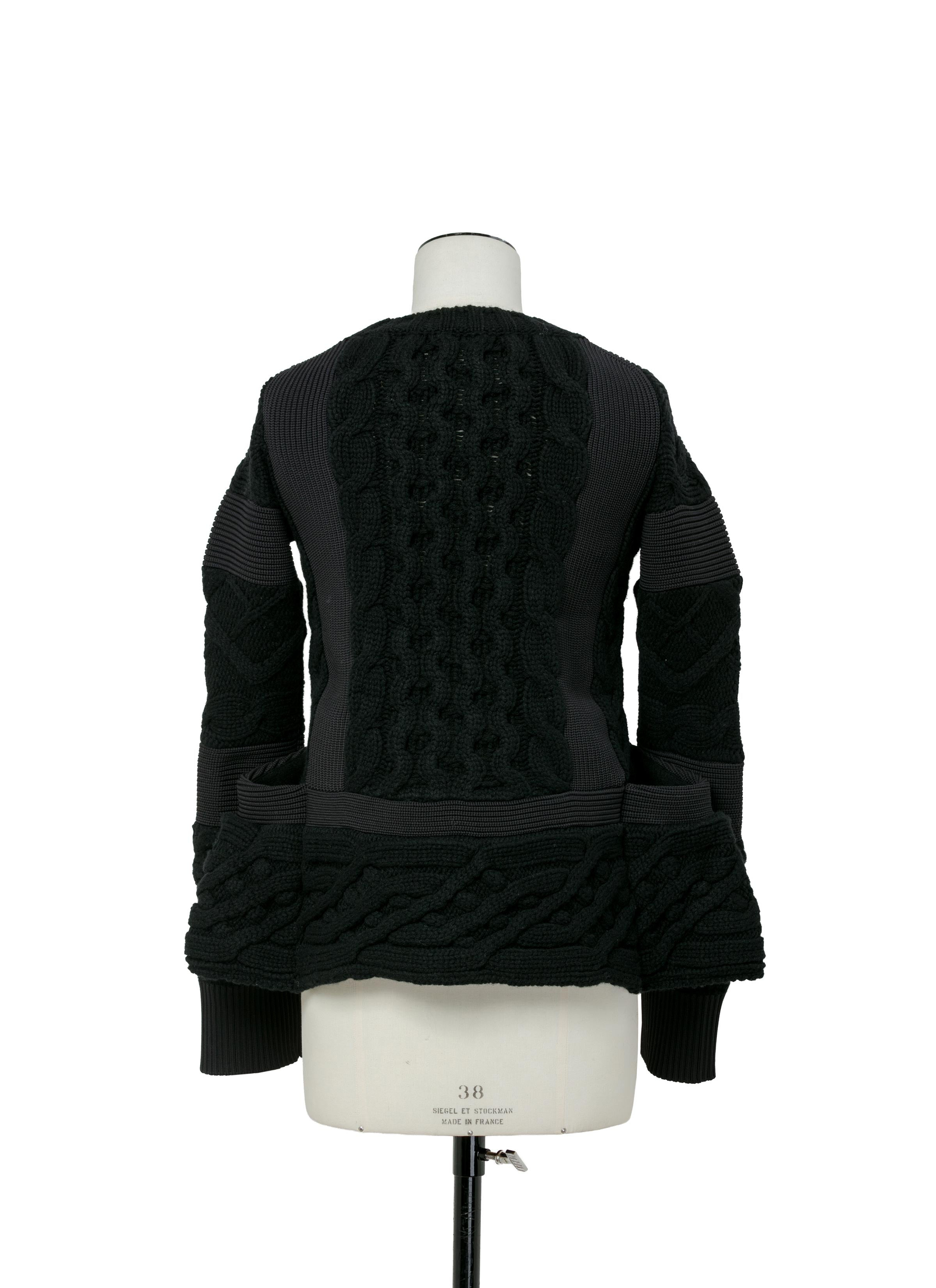Wool Knit Pullover - 3