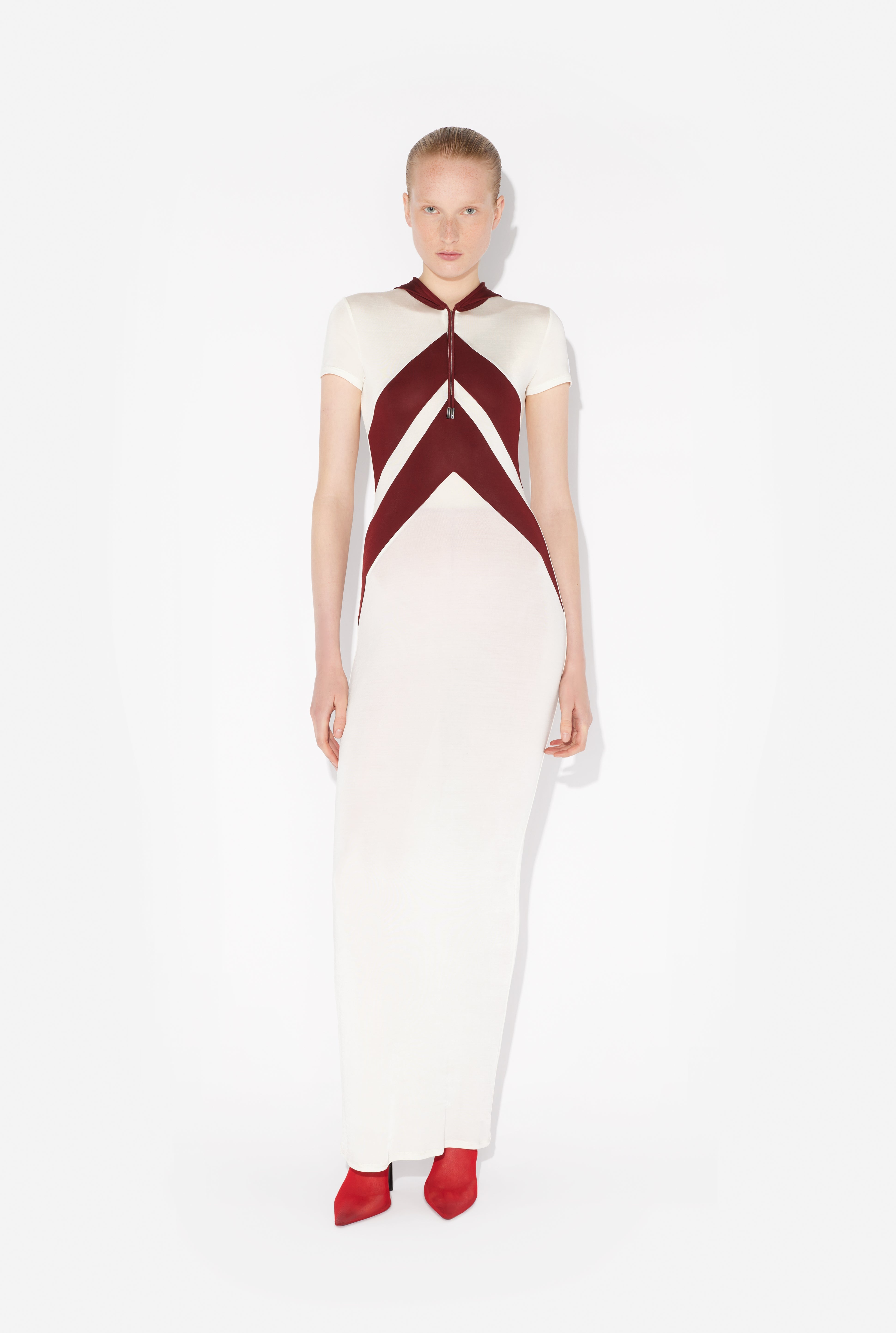 THE LONG WHITE DRESS WITH CHEVRONS - 2