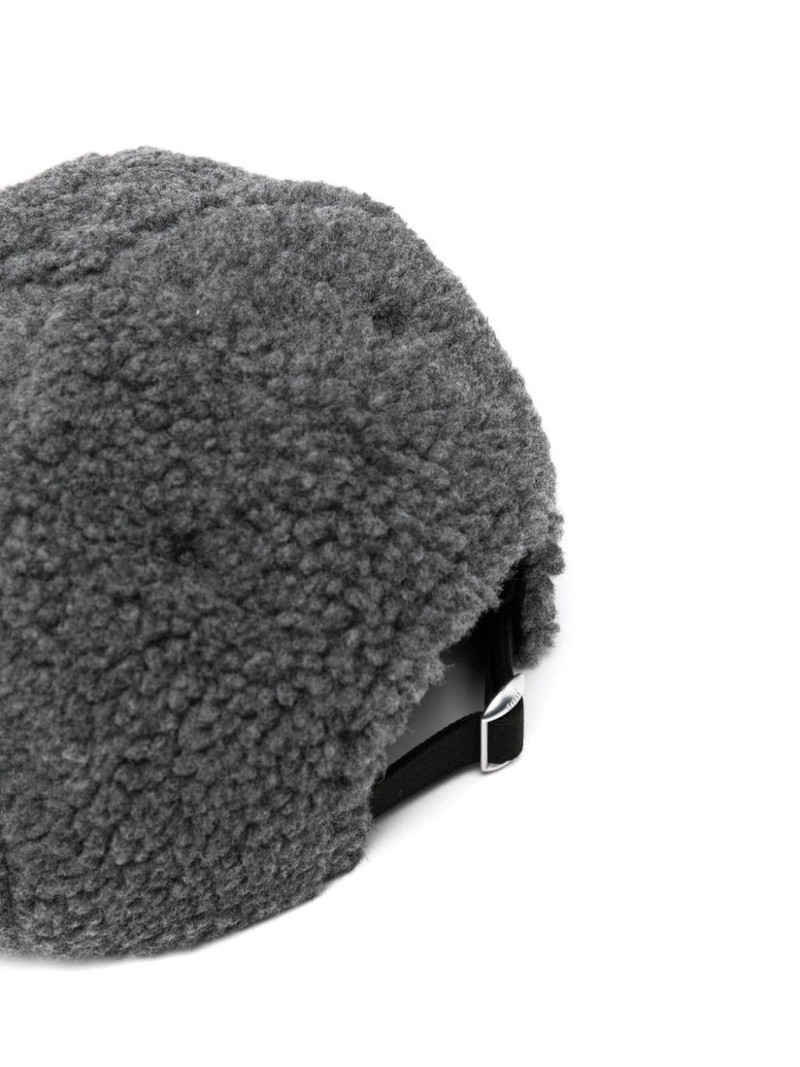 AMI Paris Ami de Coeur logo-plaque fleece cap outlook