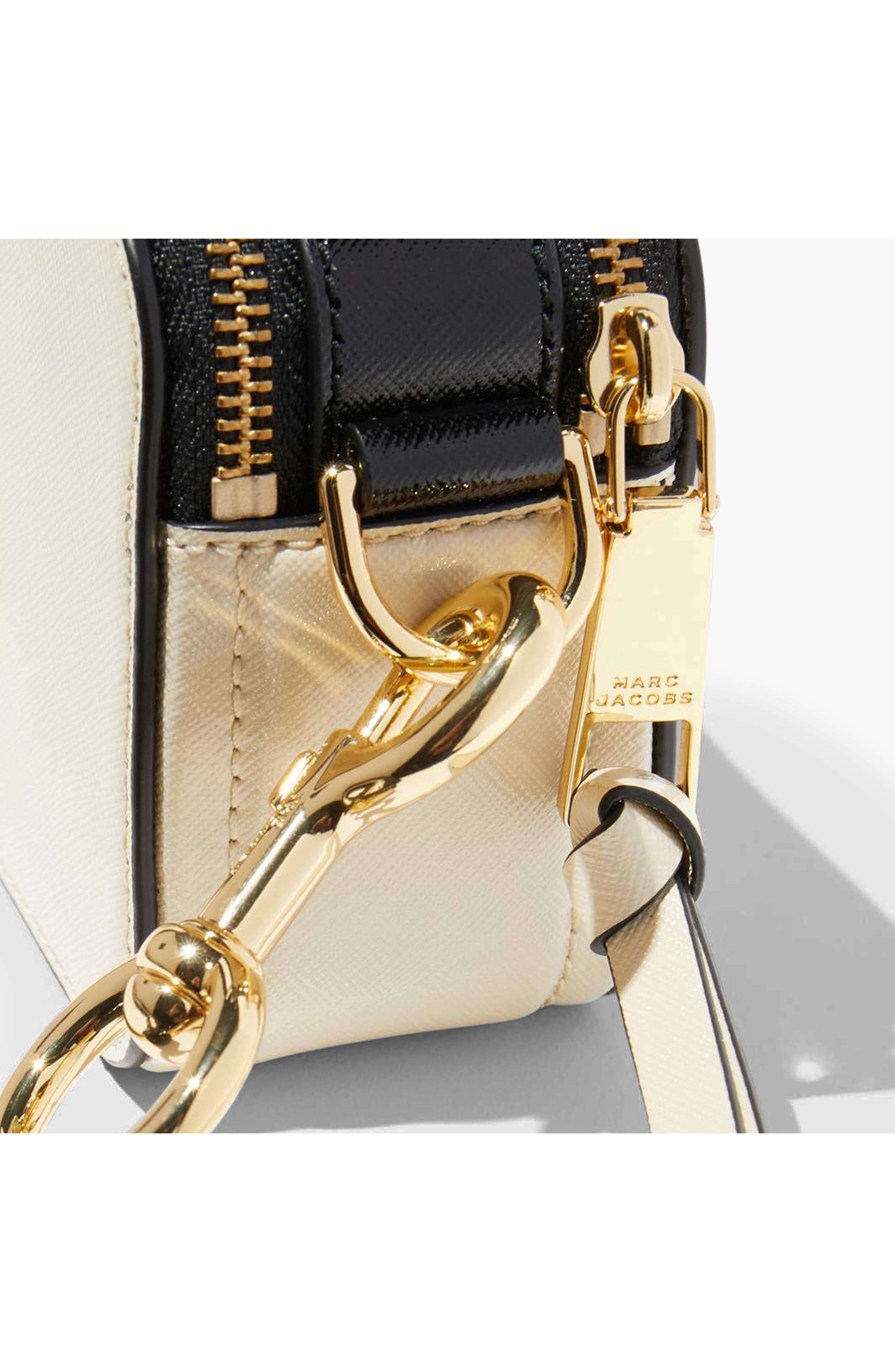 The Snapshot Bag - 7