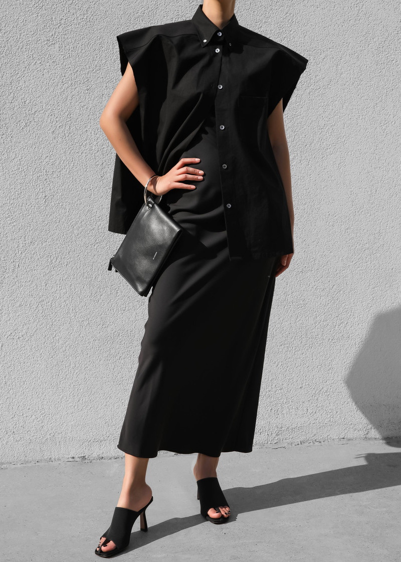 Rae Sleeveless Button Down Shirt - Black 4