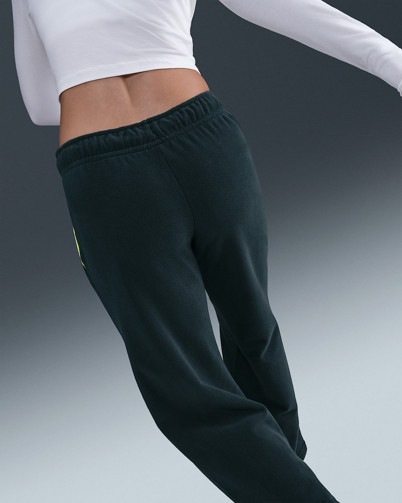 Nike Sportswear Club Fleece Women's Mid-Rise Wide-Leg Cozy Pants 3