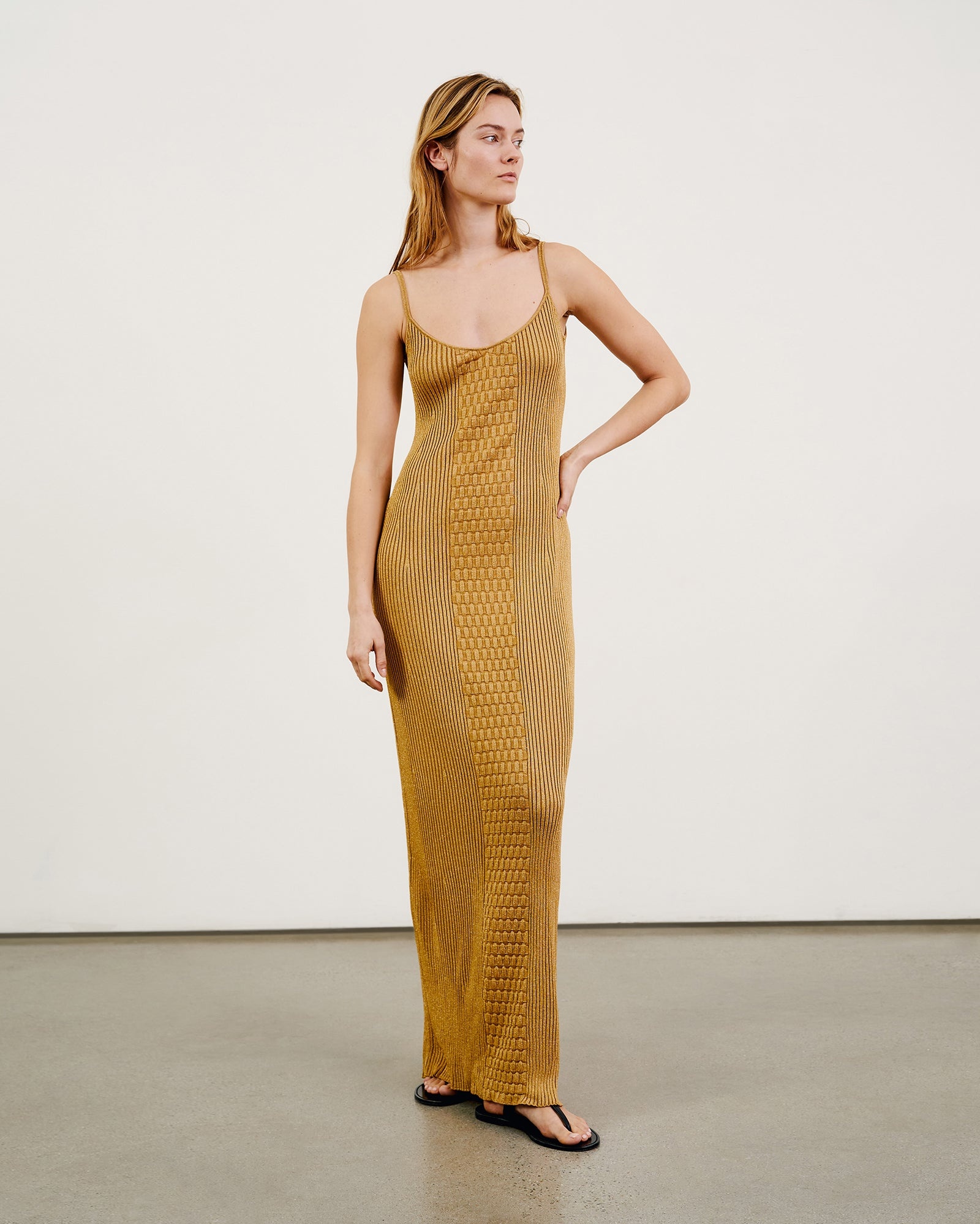 ZARINA LUREX KNIT DRESS - 2