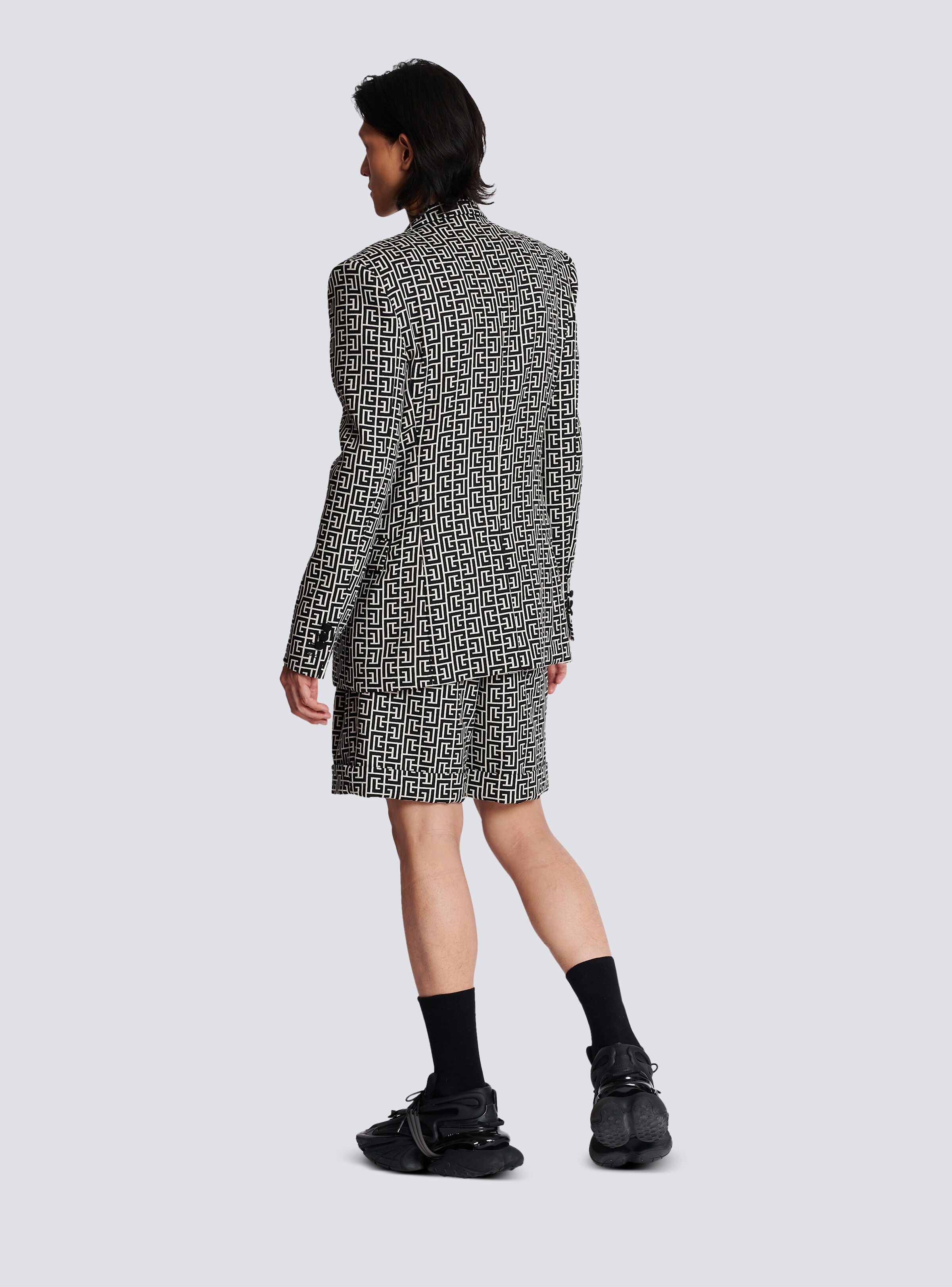 Oversized monogrammed blazer - 4