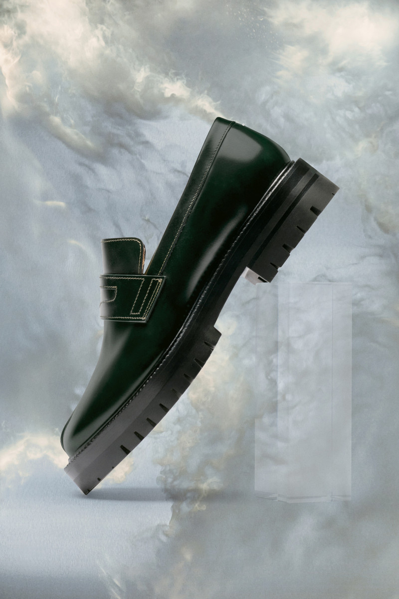 Maison Margiela Tabi loafers outlook