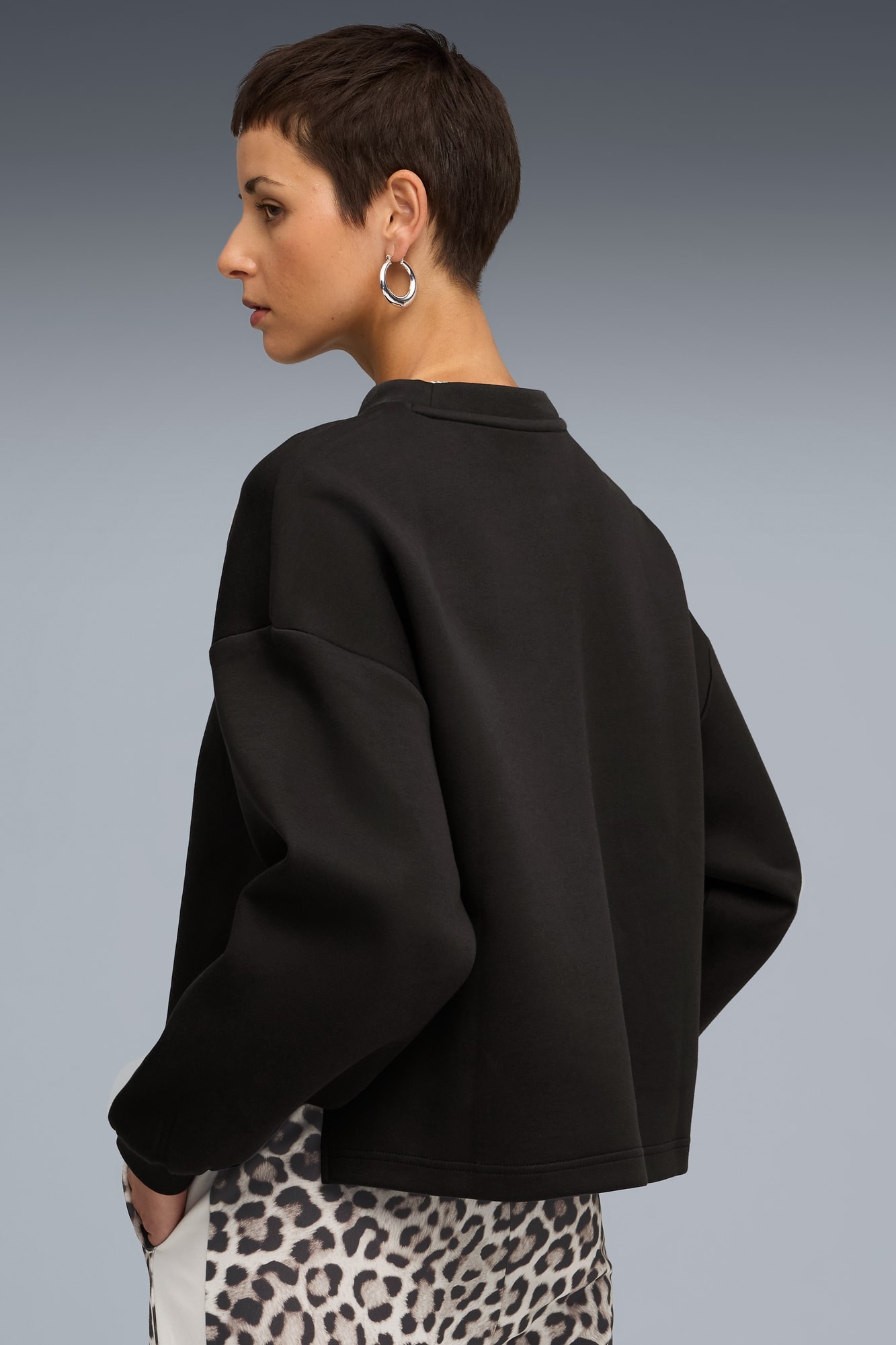 Wardrobe Essentials Oversized Crew Women - 4