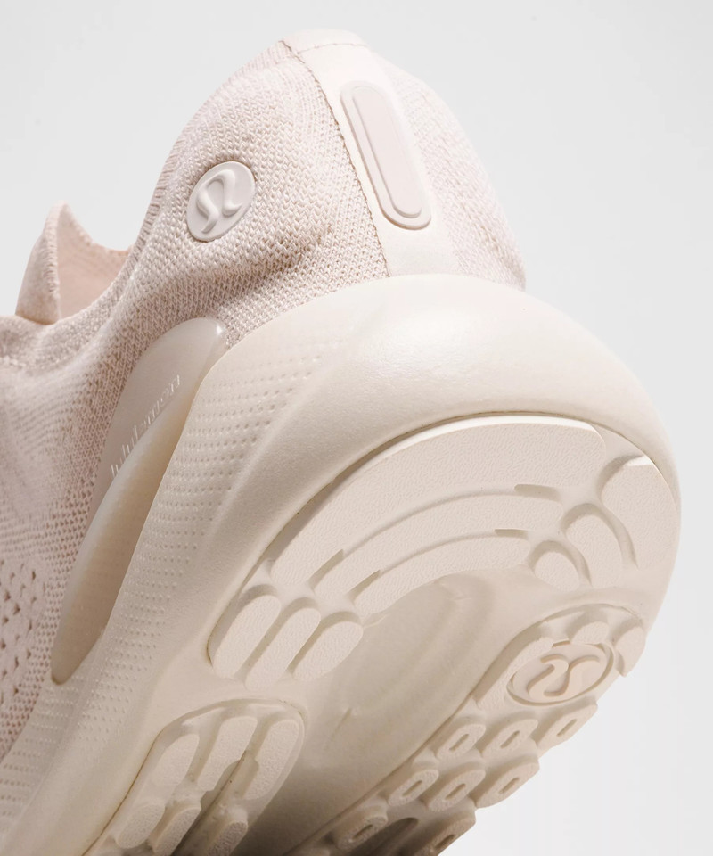 Women's Beyondfeel Merino Wool Running Shoe 8