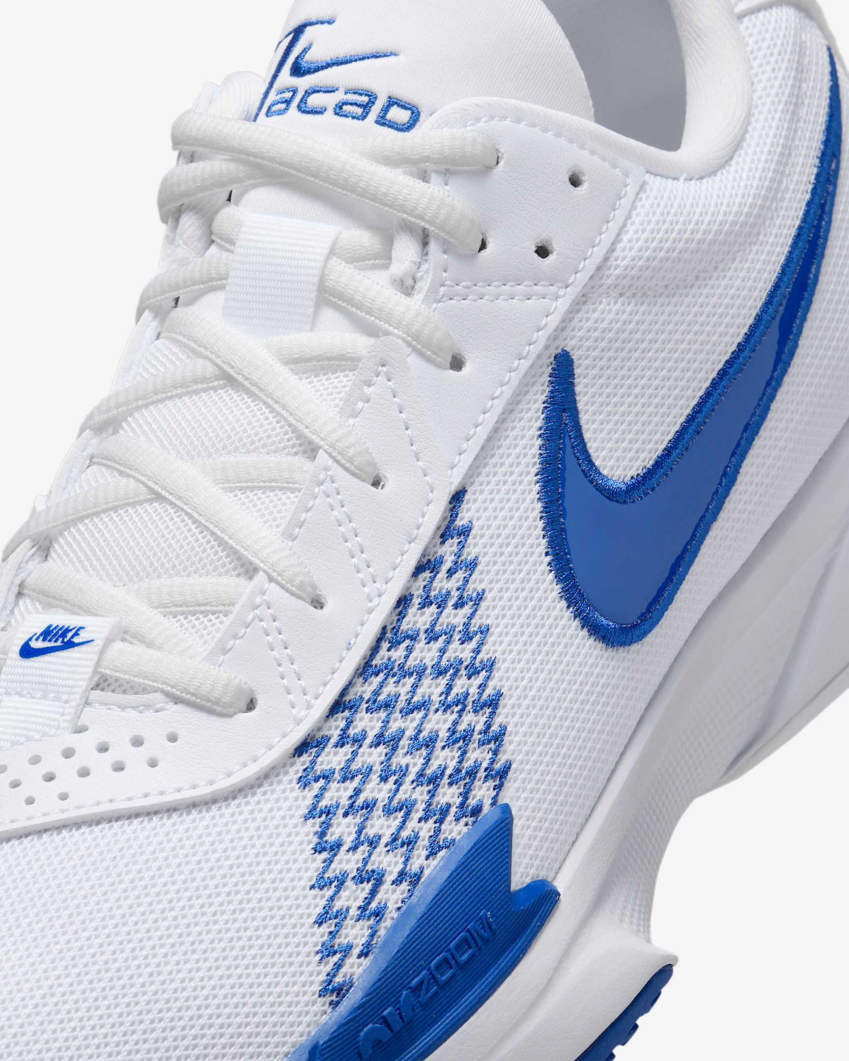 Nike G.T. Cut Academy Basketball Shoes - 7
