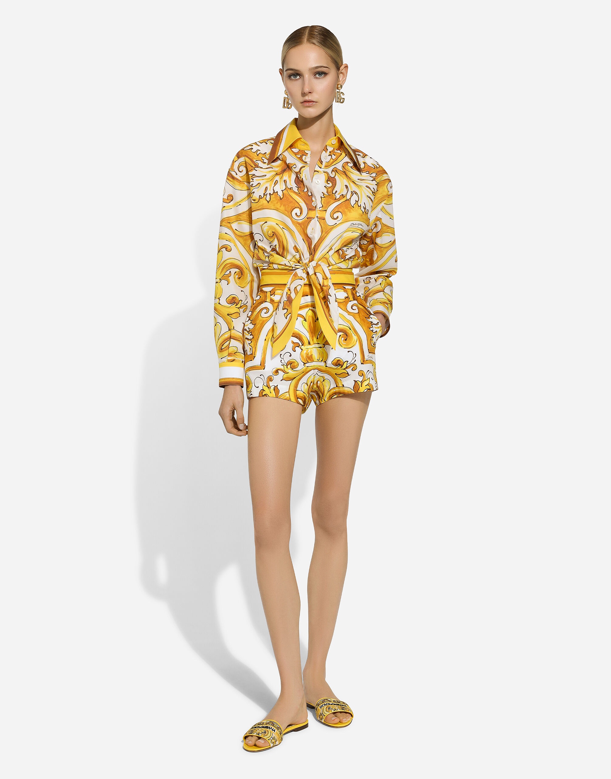 Cotton poplin shorts with majolica print - 2