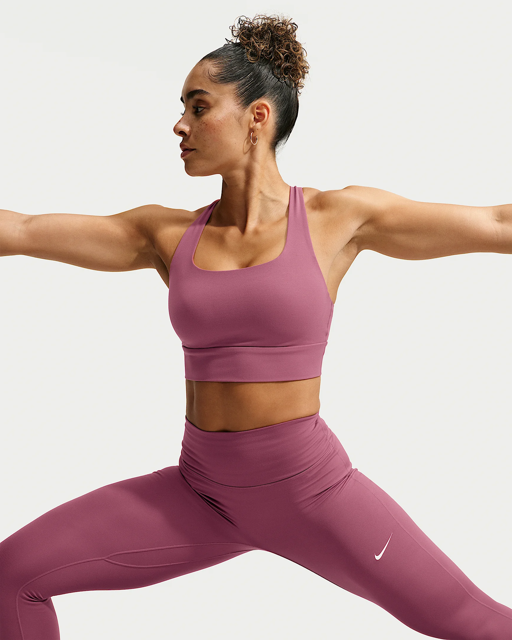 Nike Zenvy Women's Light-Support Padded Longline Sports Bra - 1