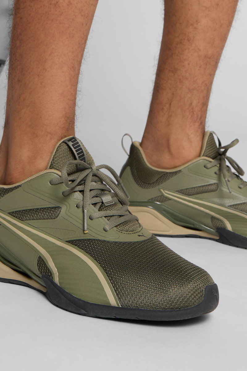 PUMA Neutron Men's Sneakers outlook