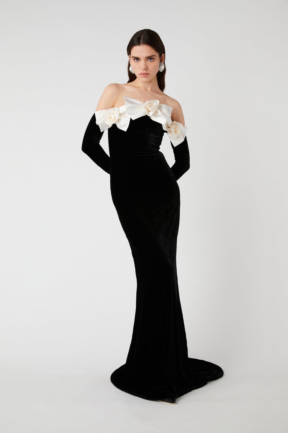【関税込み】ALESSANDRA RICH VELVET OFF THE SHOULDER DRESS 23955098_54033712_600.jpg