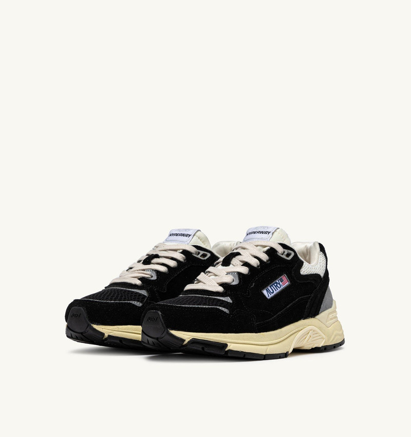 AUTRY HYPERWAY SNEAKERS IN BLACK AND SILVER-TONE SUEDE AND MESH outlook