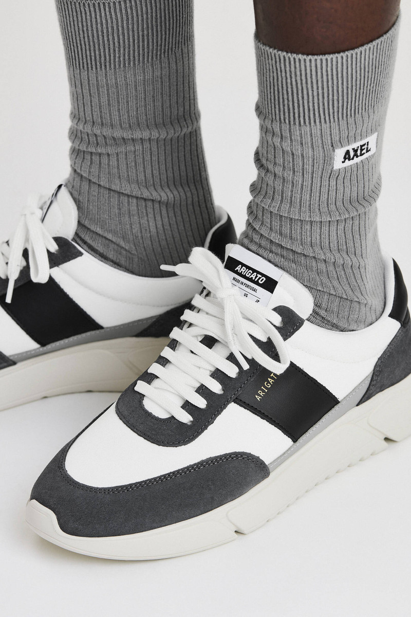 Genesis Vintage Runner 6