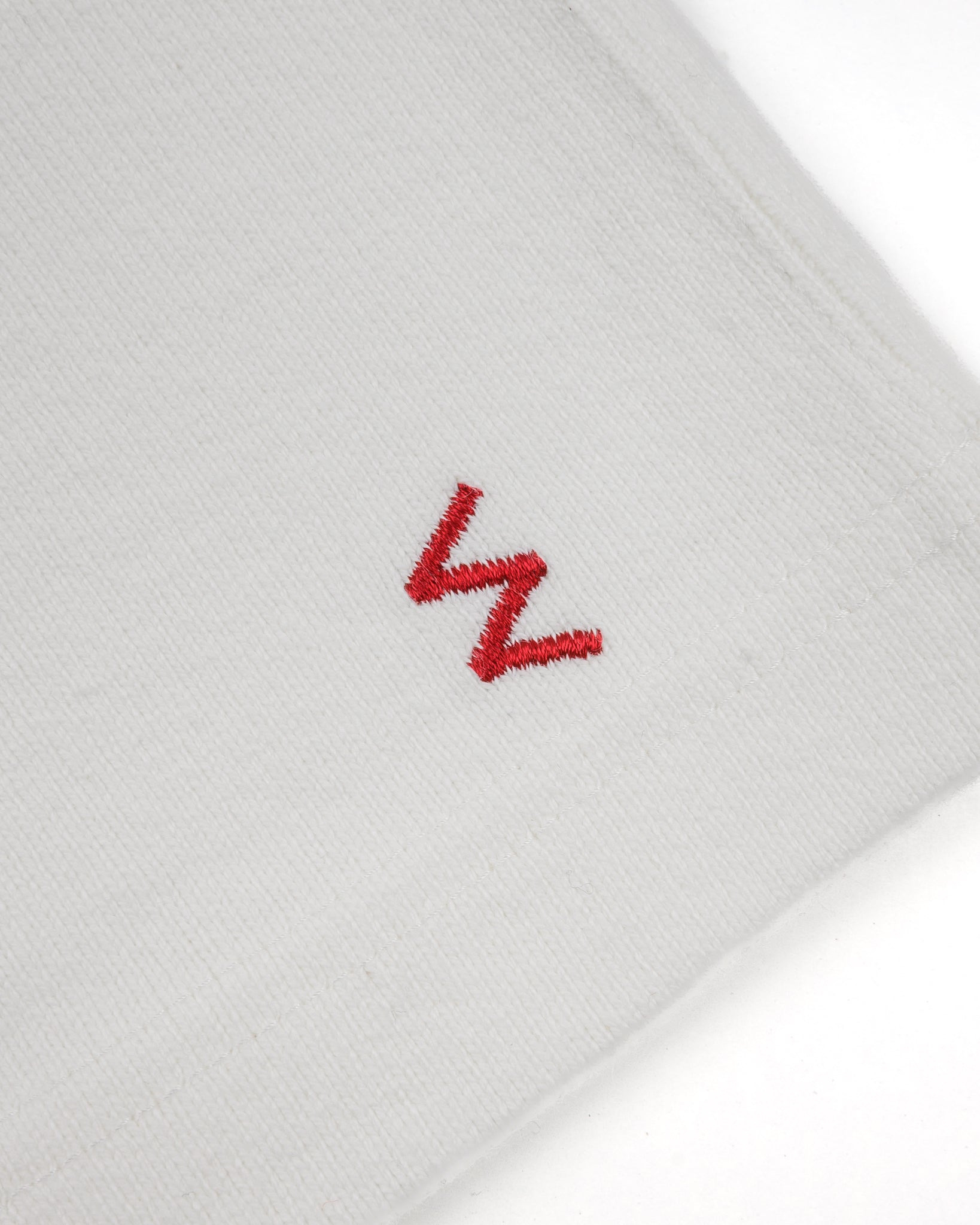 IHT-1600-WHT 11oz Cotton Knit Crew Neck T-Shirt - White - 8