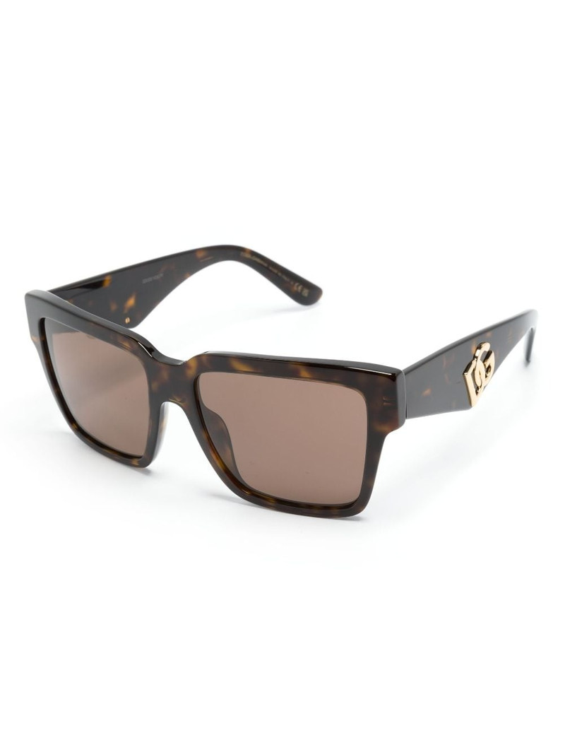 Dolce & Gabbana oversize frame sunglasses outlook