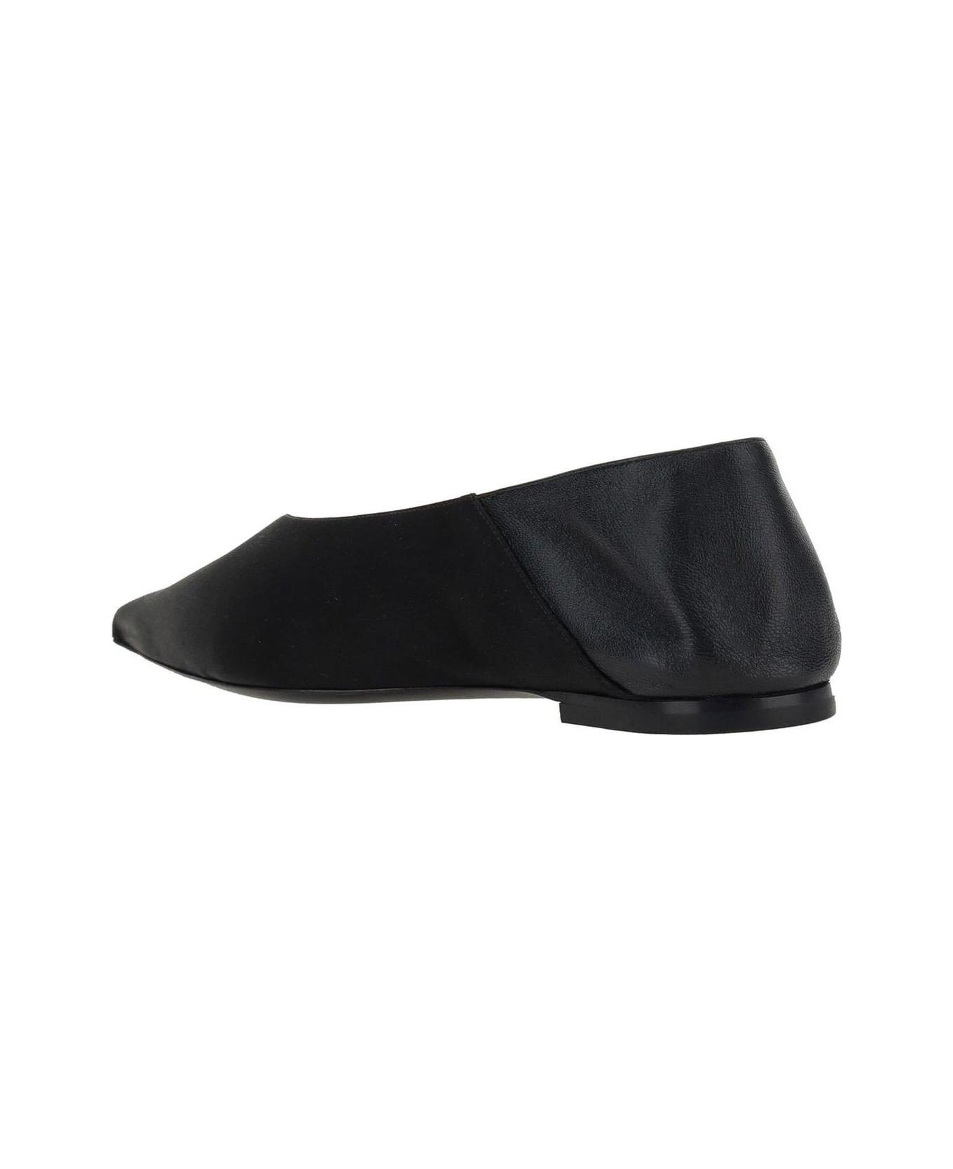 Nour Pointed Toe Slippers - 3
