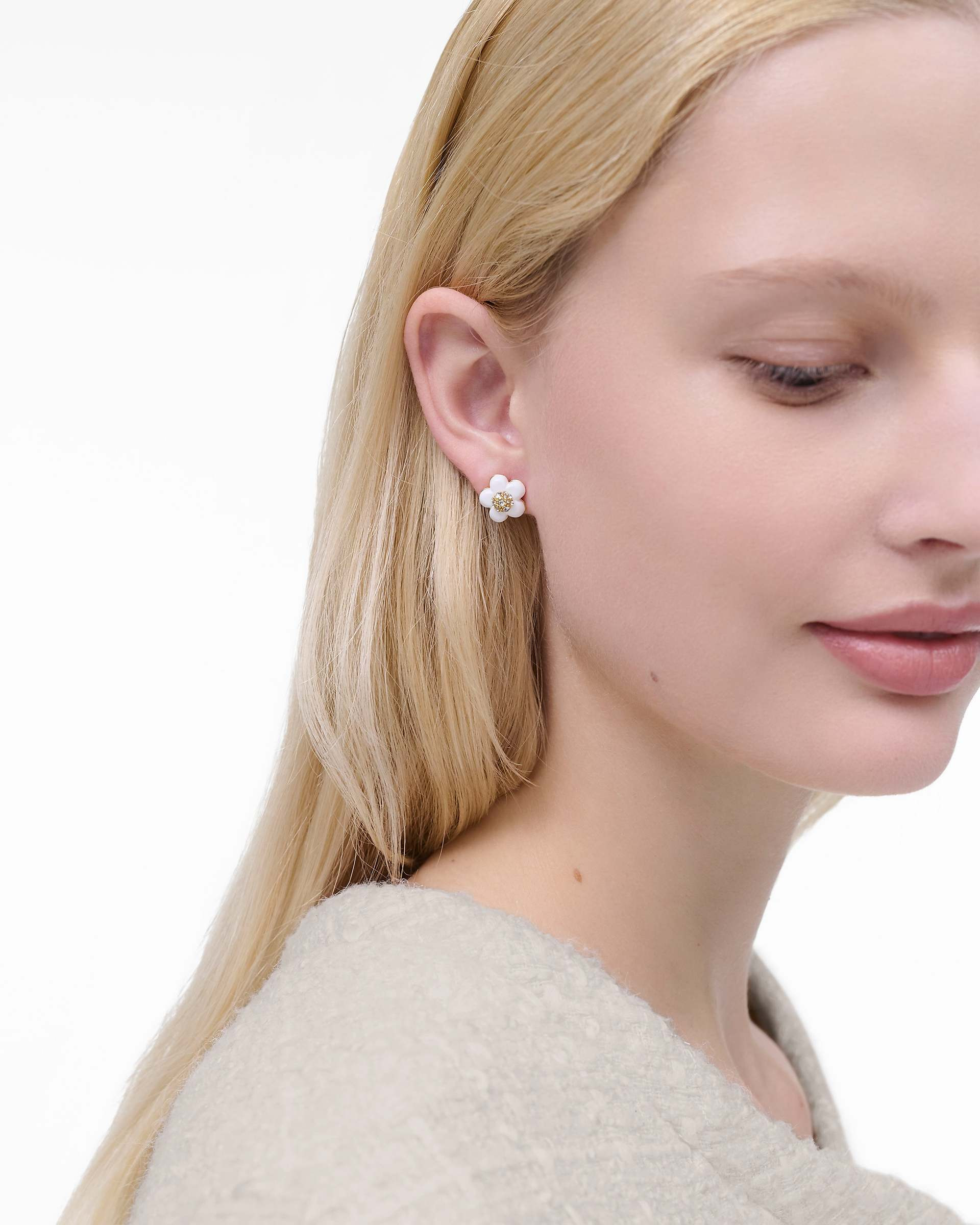 THE DAISY STUD EARRINGS - 2