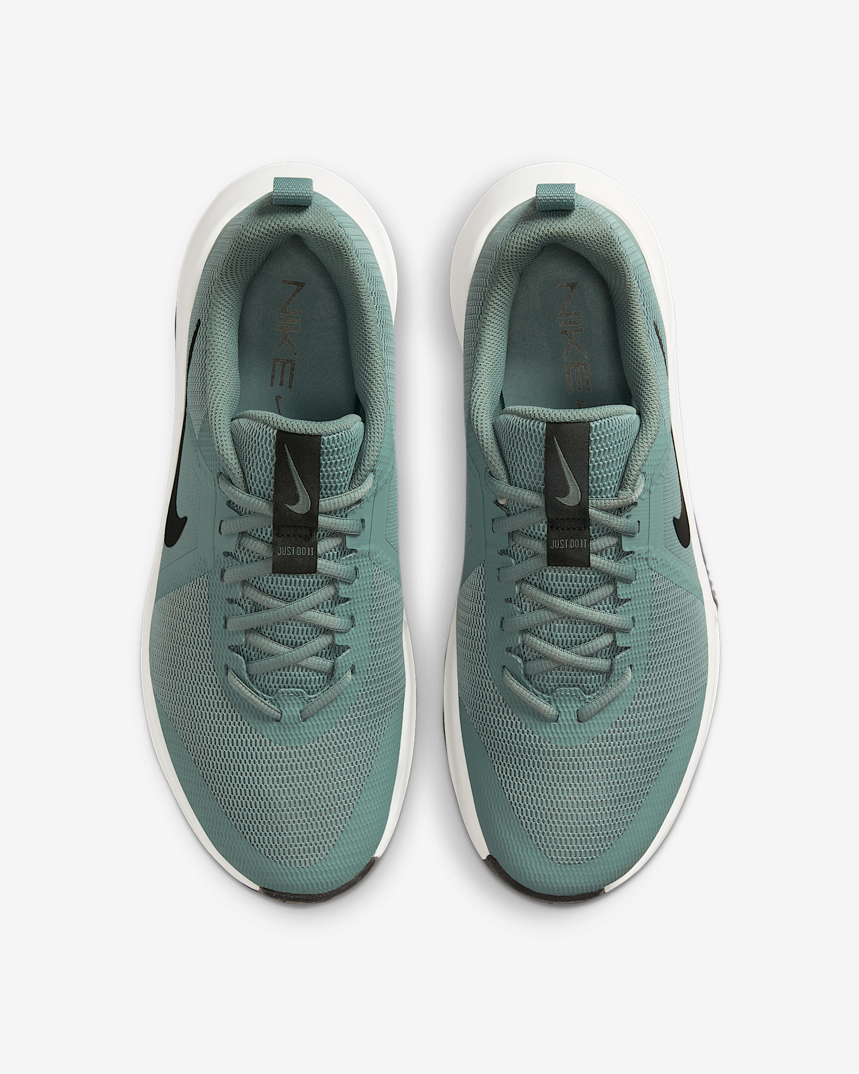Nike MC Trainer 3 Men's Workout Shoes - 4