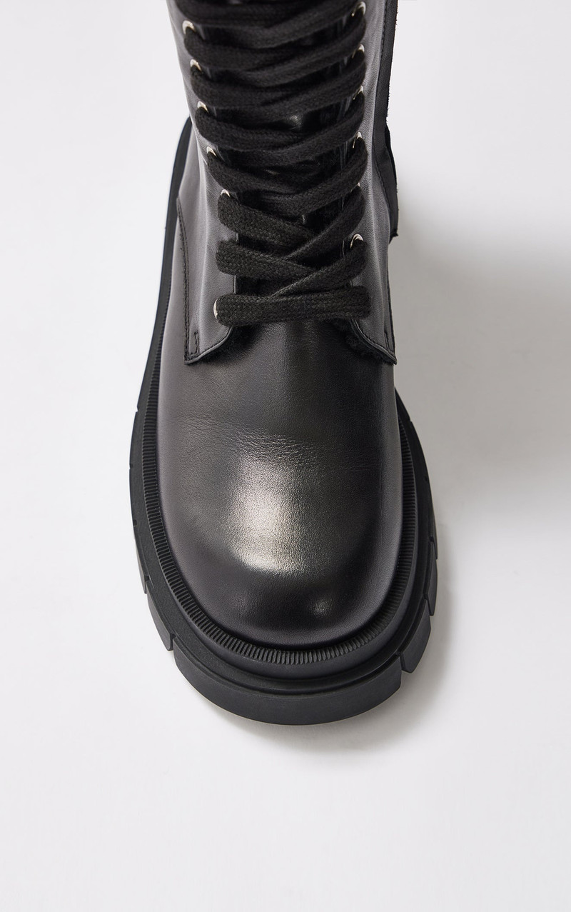 WARRIOR Lug sole leather combat boot 9