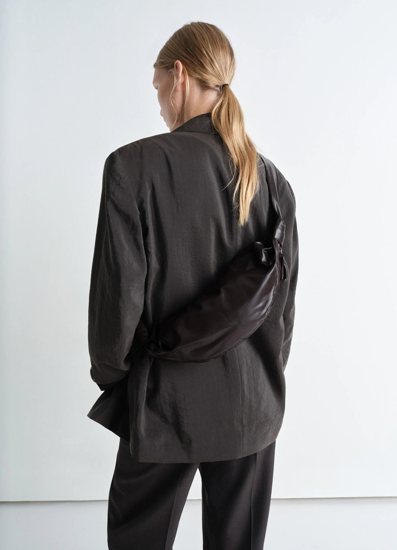 Lemaire SMALL SOFT CROISSANT outlook