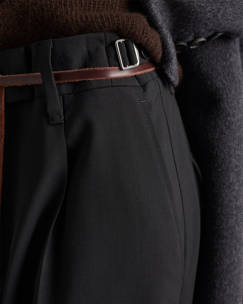 Light wool pants 4