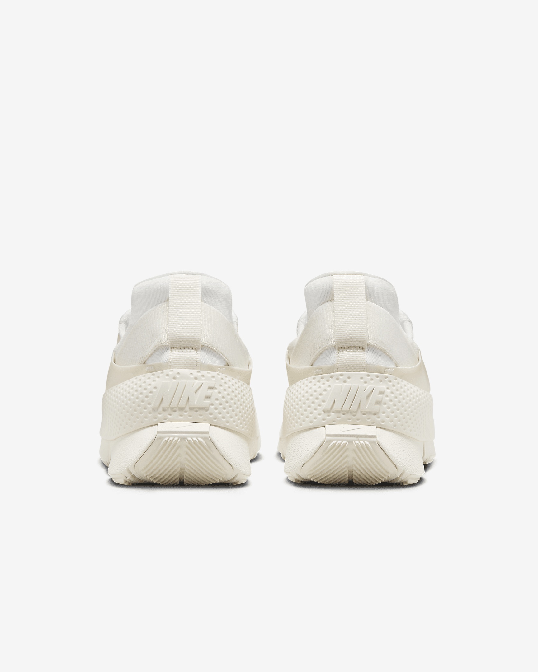 Nike Go FlyEase Easy On/Off Shoes - 6