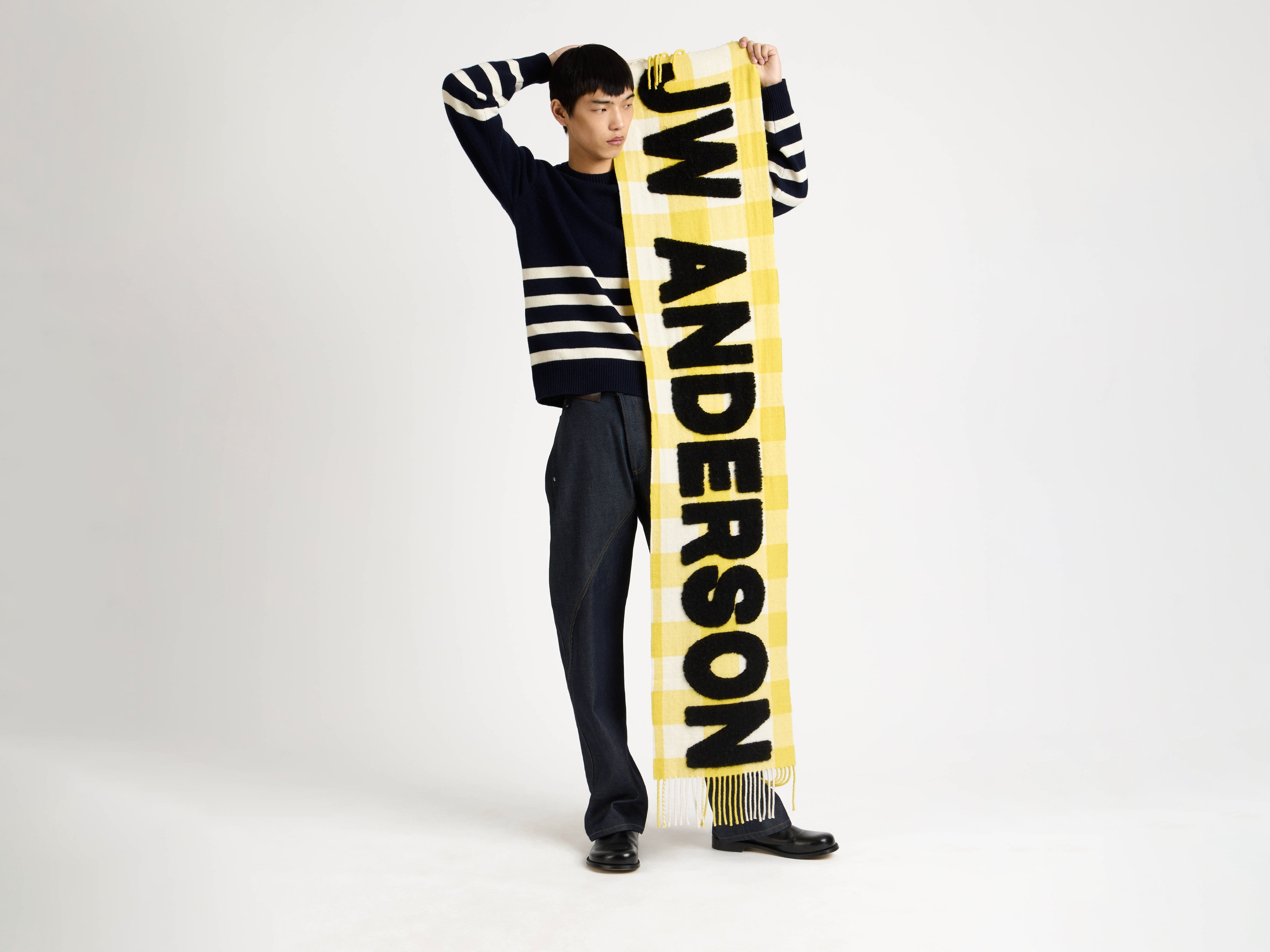 CHECKERED LOGO SCARF IN YELLOW - 5