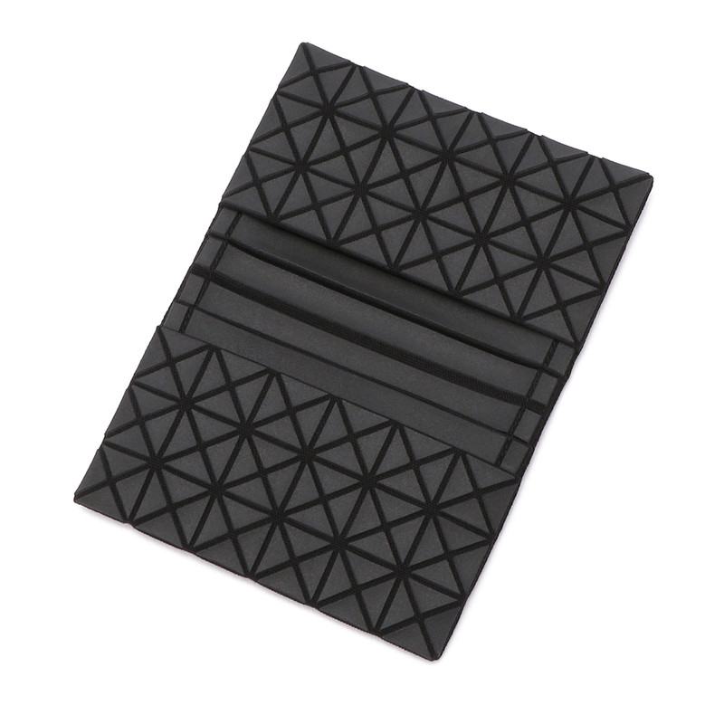 BAO BAO ISSEY MIYAKE OYSTER outlook