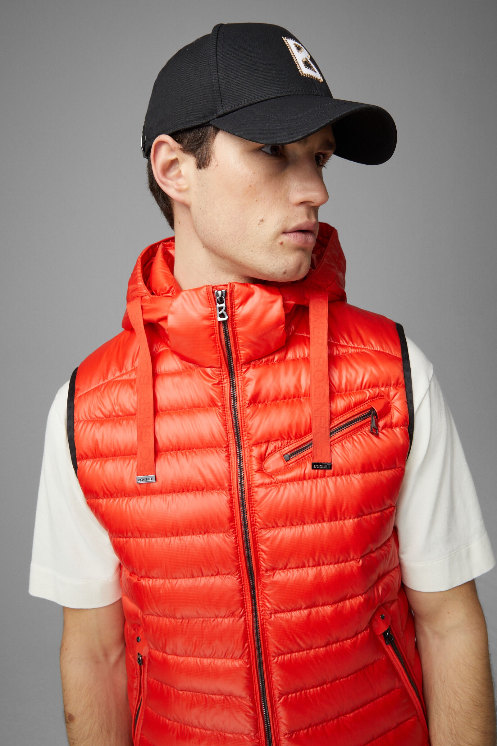 Lonne lightweight down vest in Coral - 5