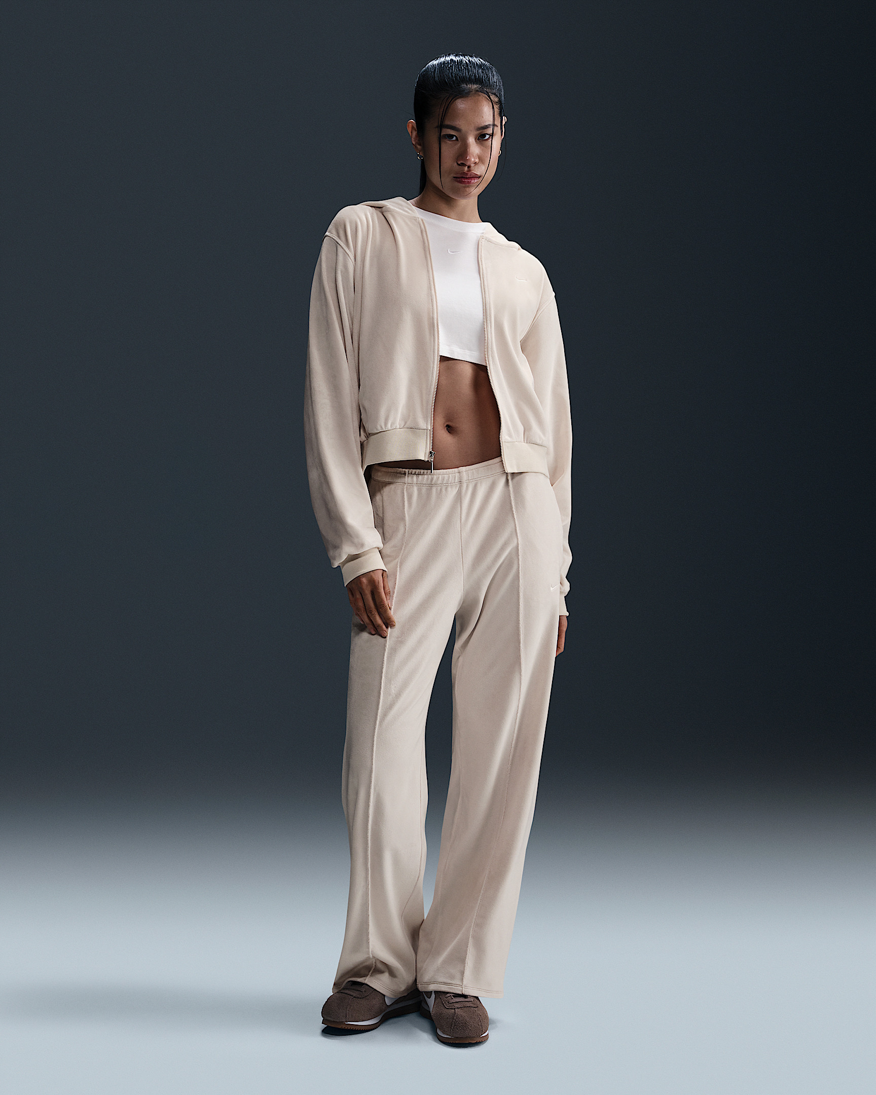 ᖇ ·͜·☆⡱ Nike Nike Sportswear Chill Knit Women's Loose Velour Full