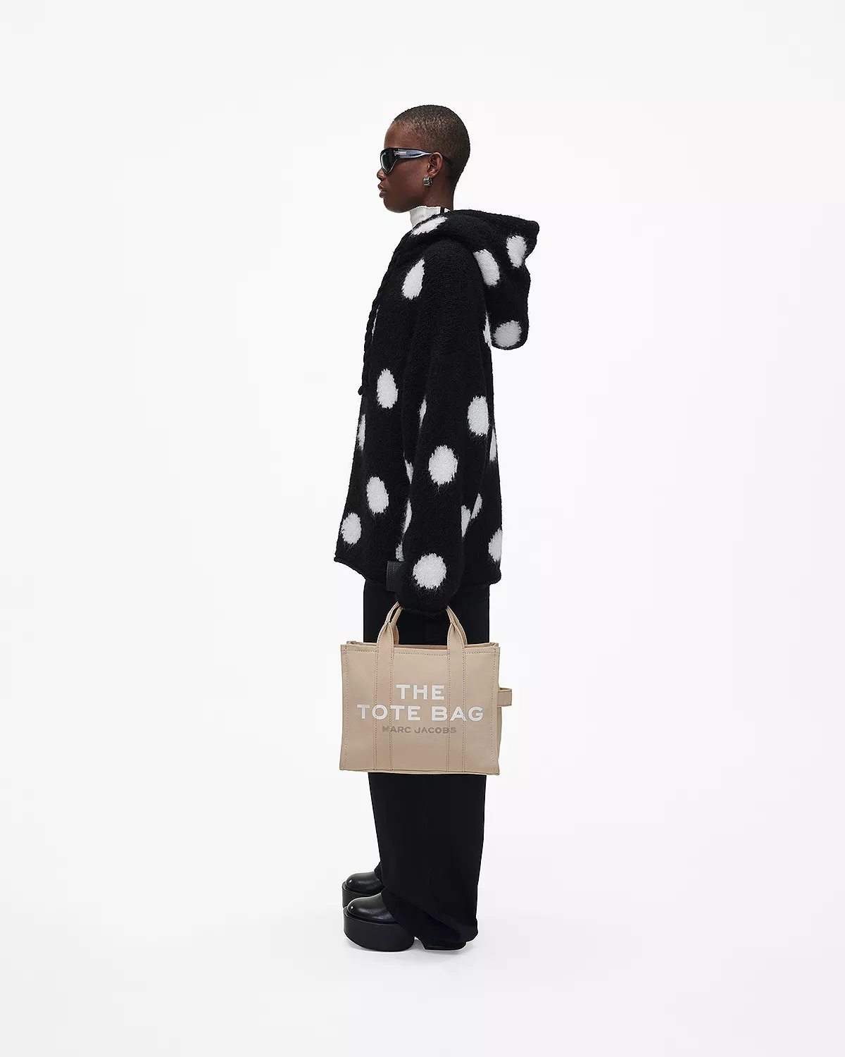 The Medium Tote Bag - 6