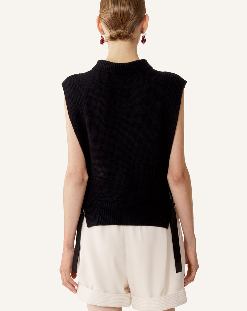 SLEEVELESS CASHMERE SWEATER 4